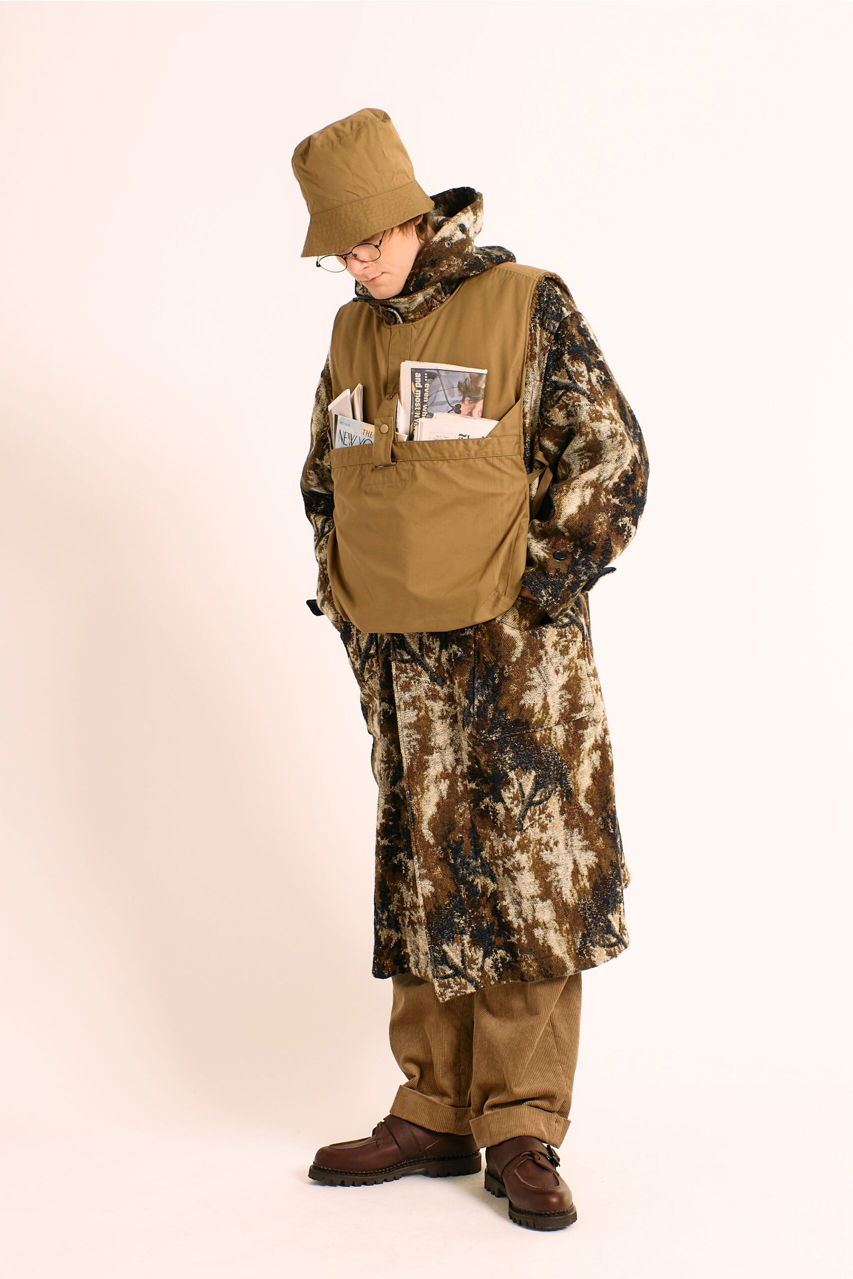 brown cotton long-sleeve hooded relaxed printed coat