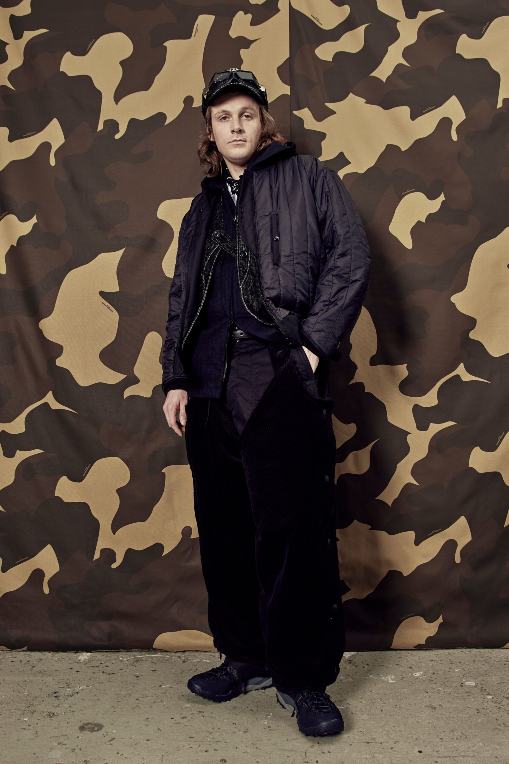 black cotton relaxed cargo pants