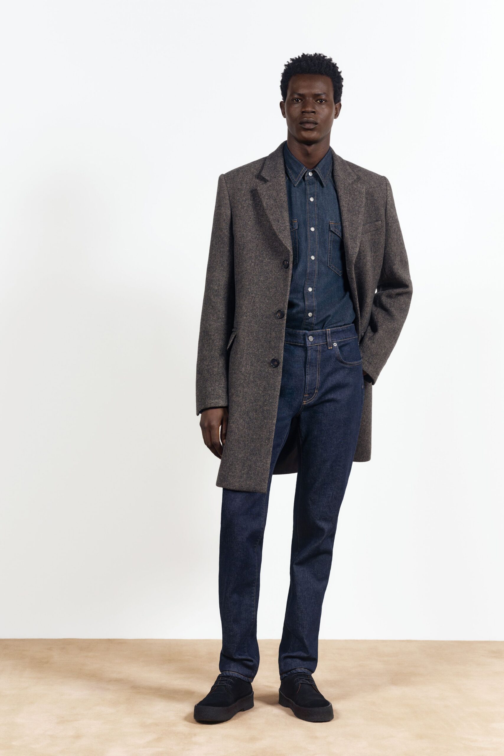 gray wool long-sleeve collared structured buttoned coat