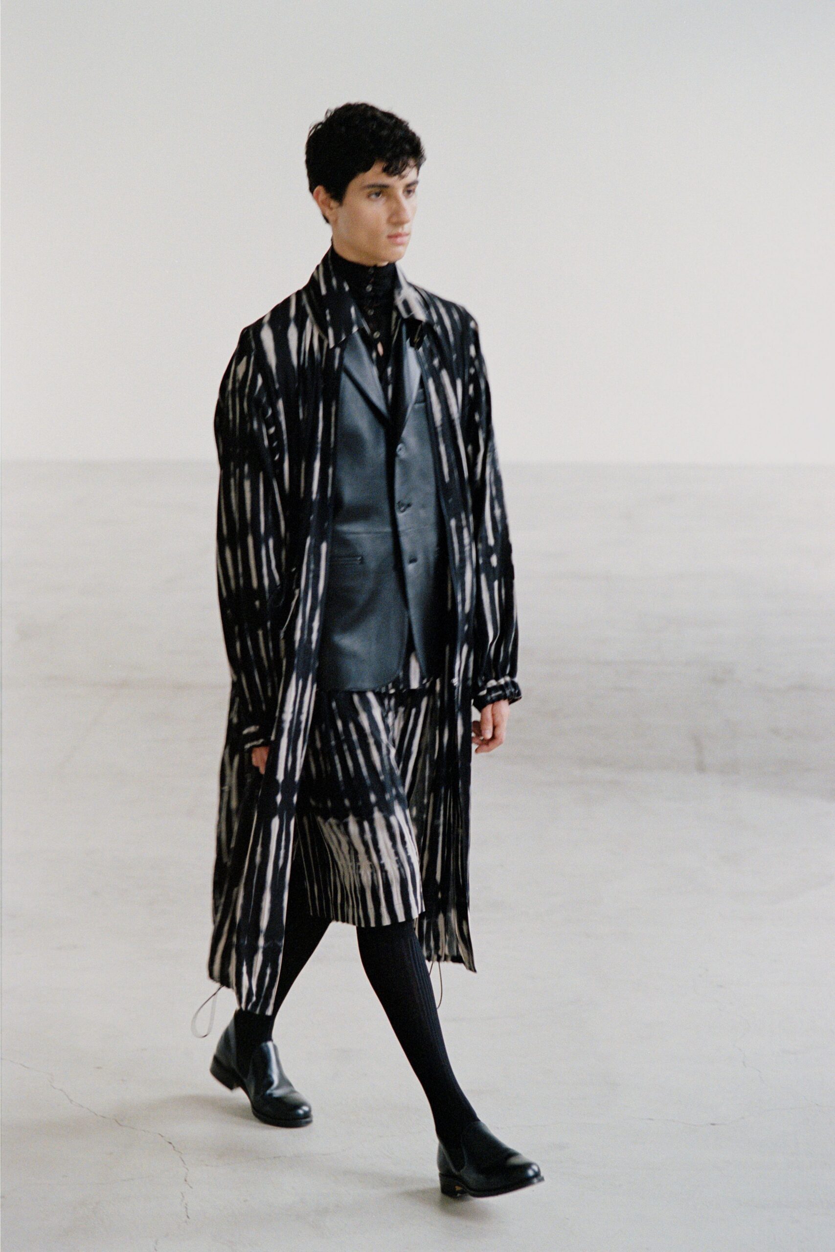 gray silk collared double-breasted tailored suit