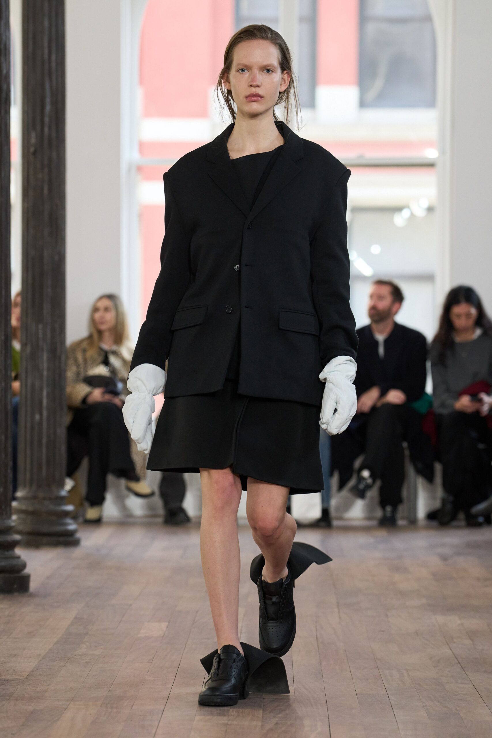 black oversized blazer with gloves