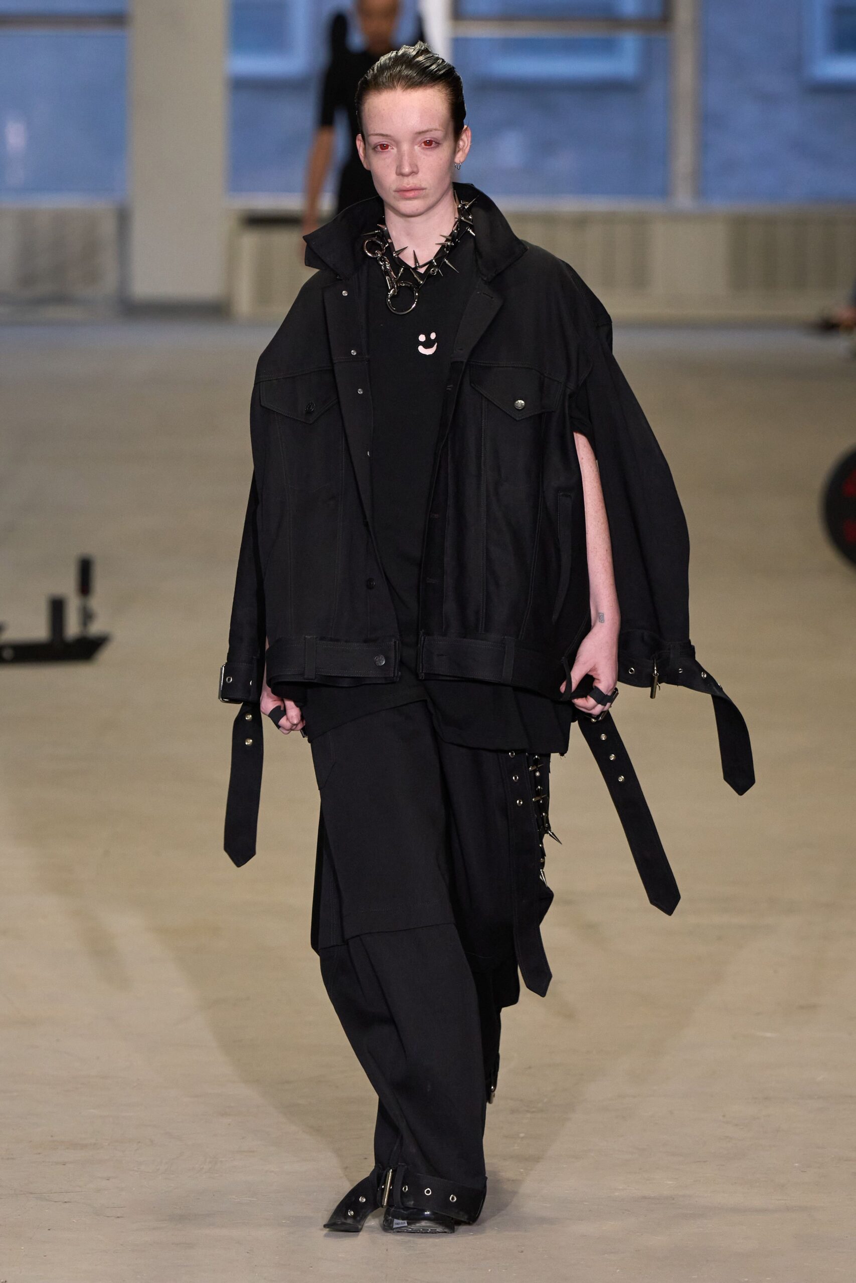 black denim long-sleeve collared oversized zippered jacket