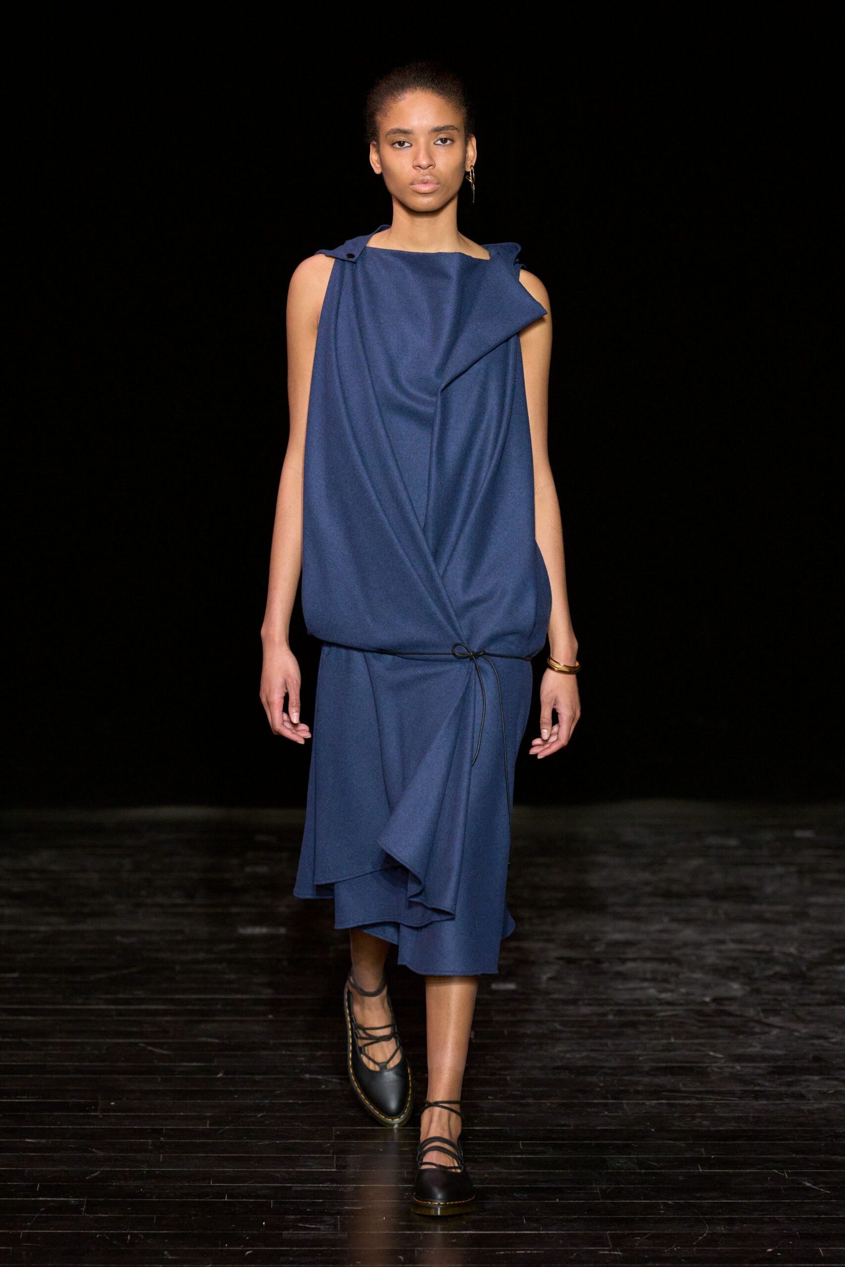 blue relaxed sleeveless dress