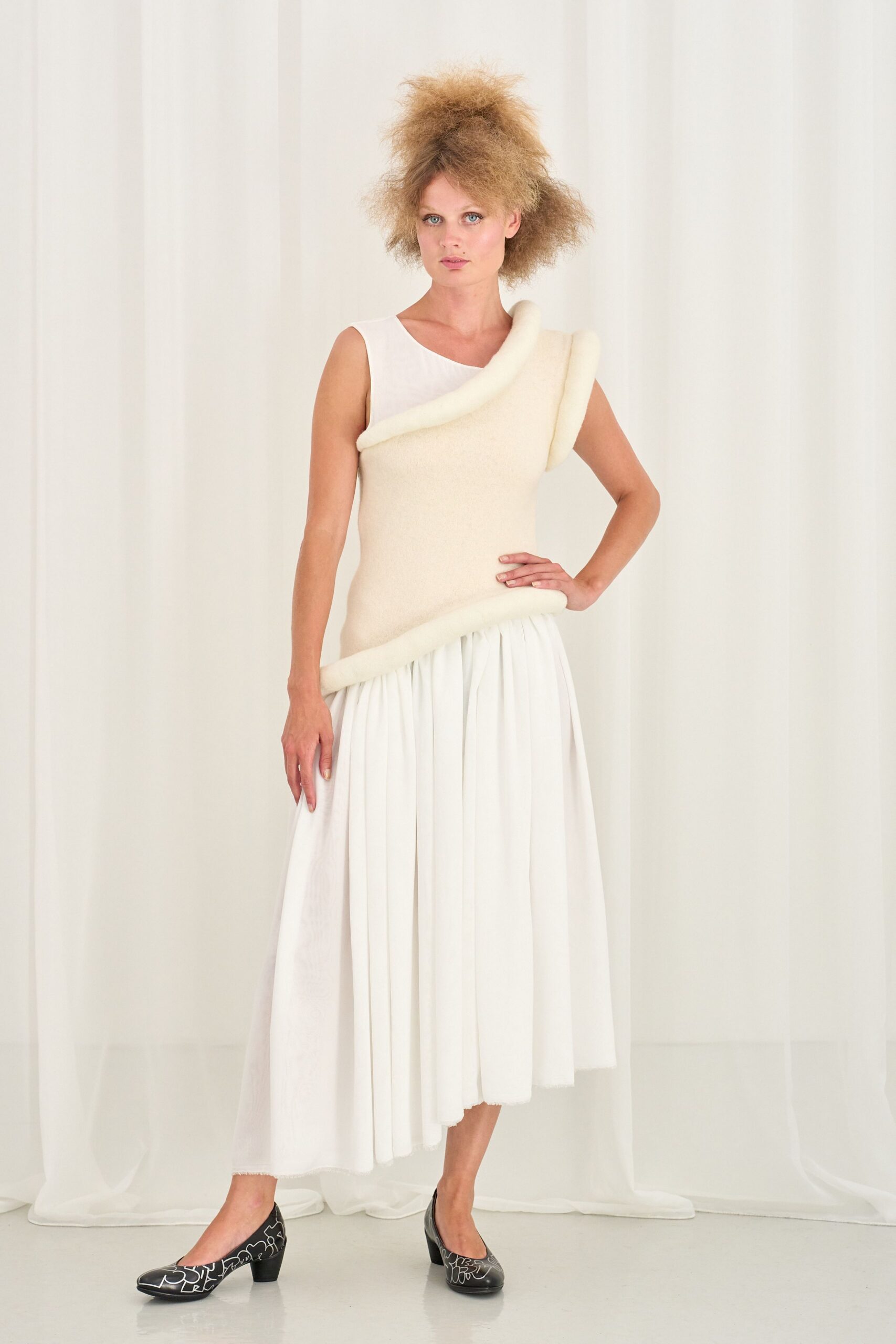 white wool sleeveless asymmetric fitted draped top