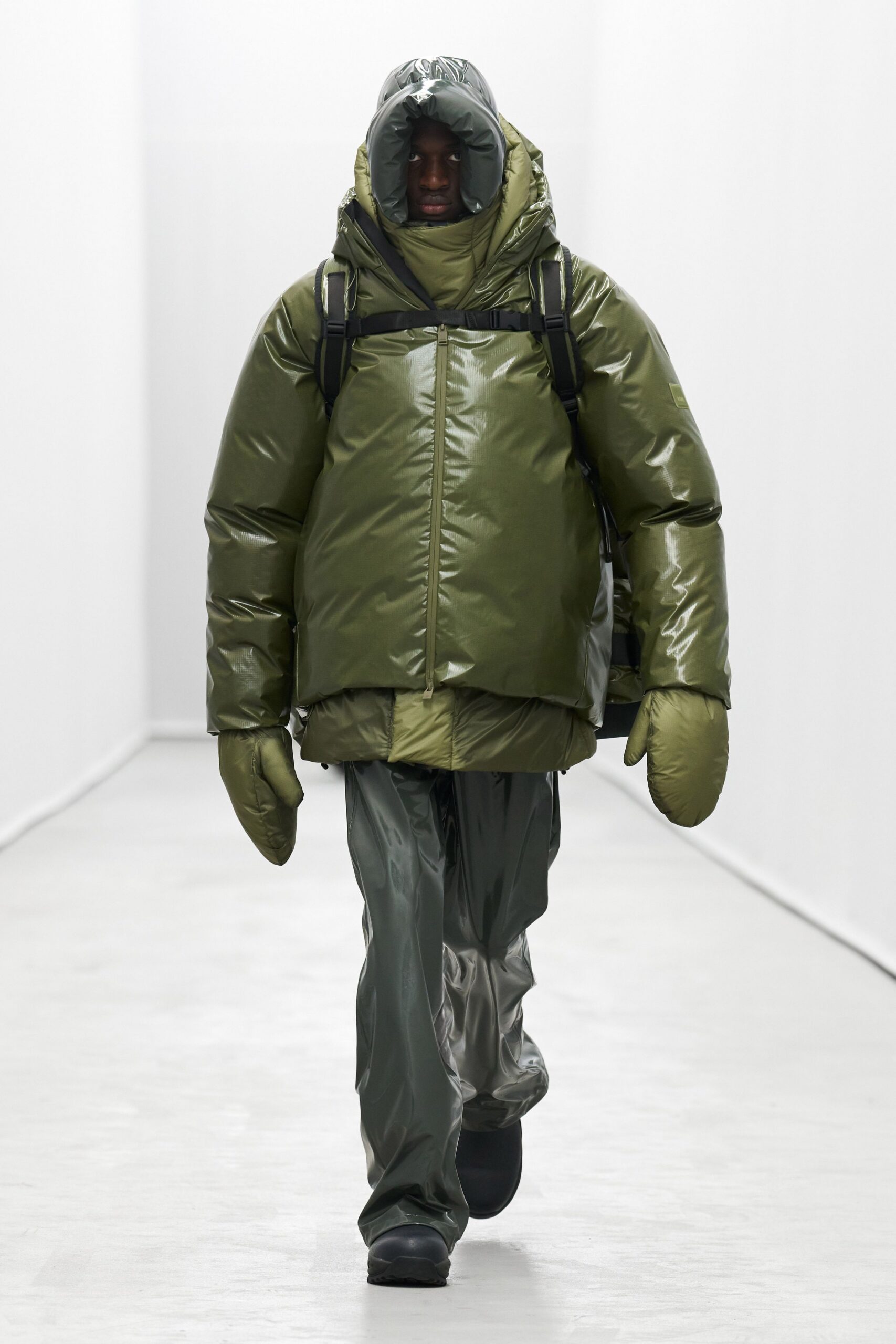 green vinyl long-sleeve hooded oversized padded shiny jacket