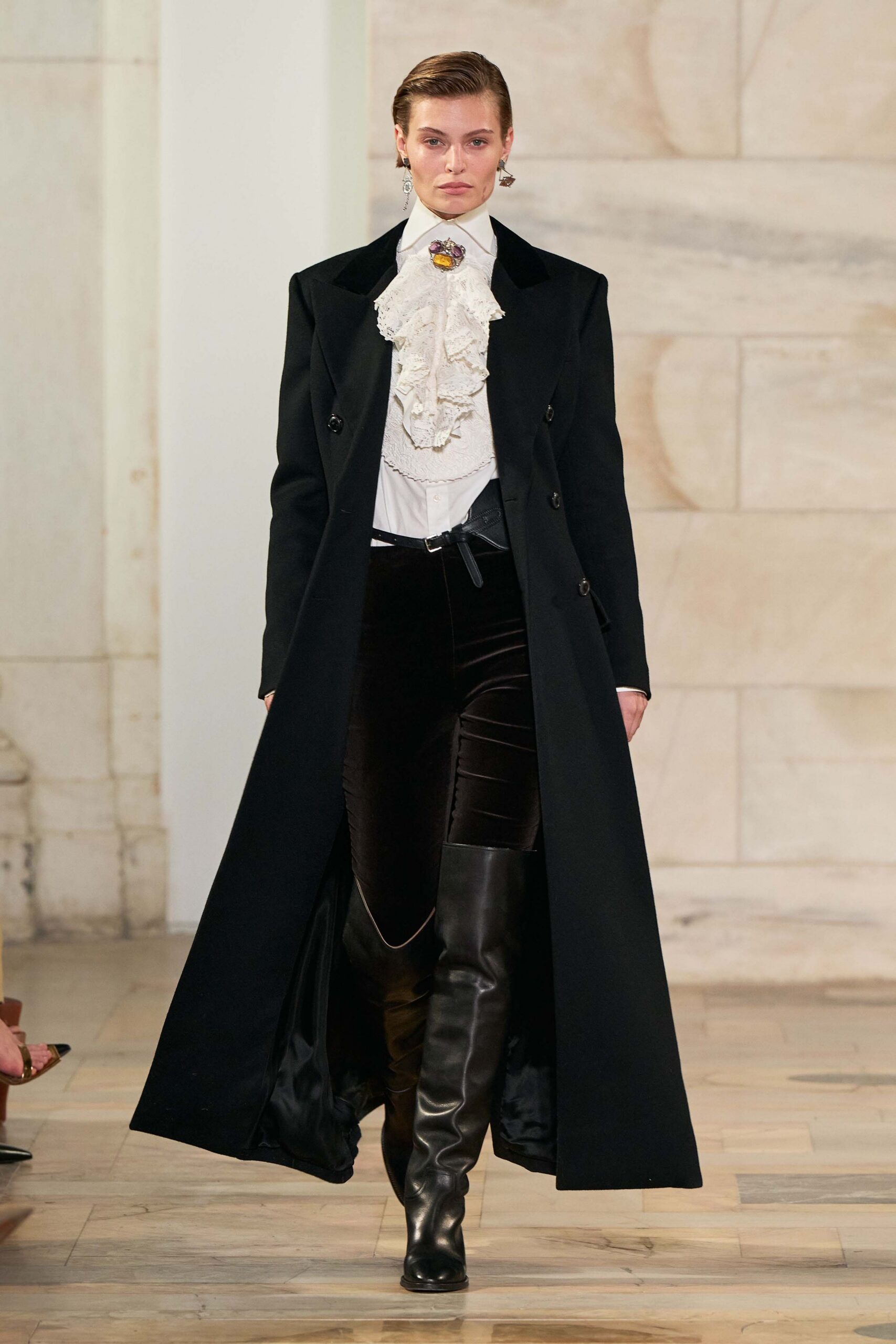 black wool long-sleeve collared tailored draped coat
