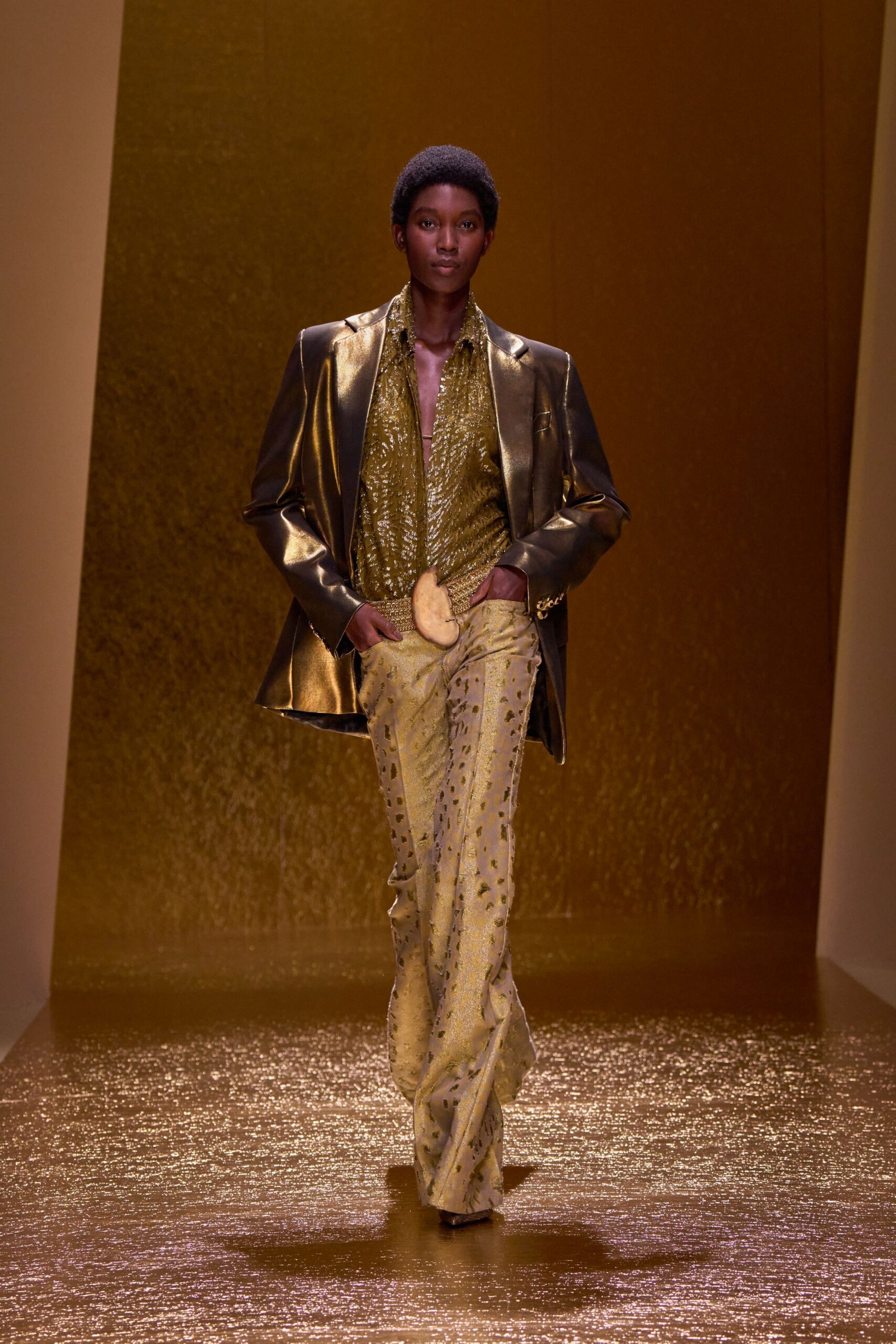 gold metallic long-sleeve collared structured buttoned shiny blazer