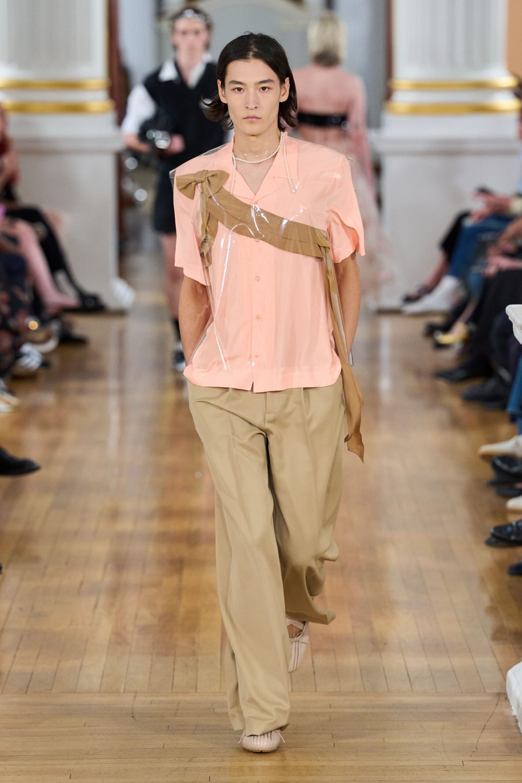 pink cotton short-sleeve collared relaxed layered shirt