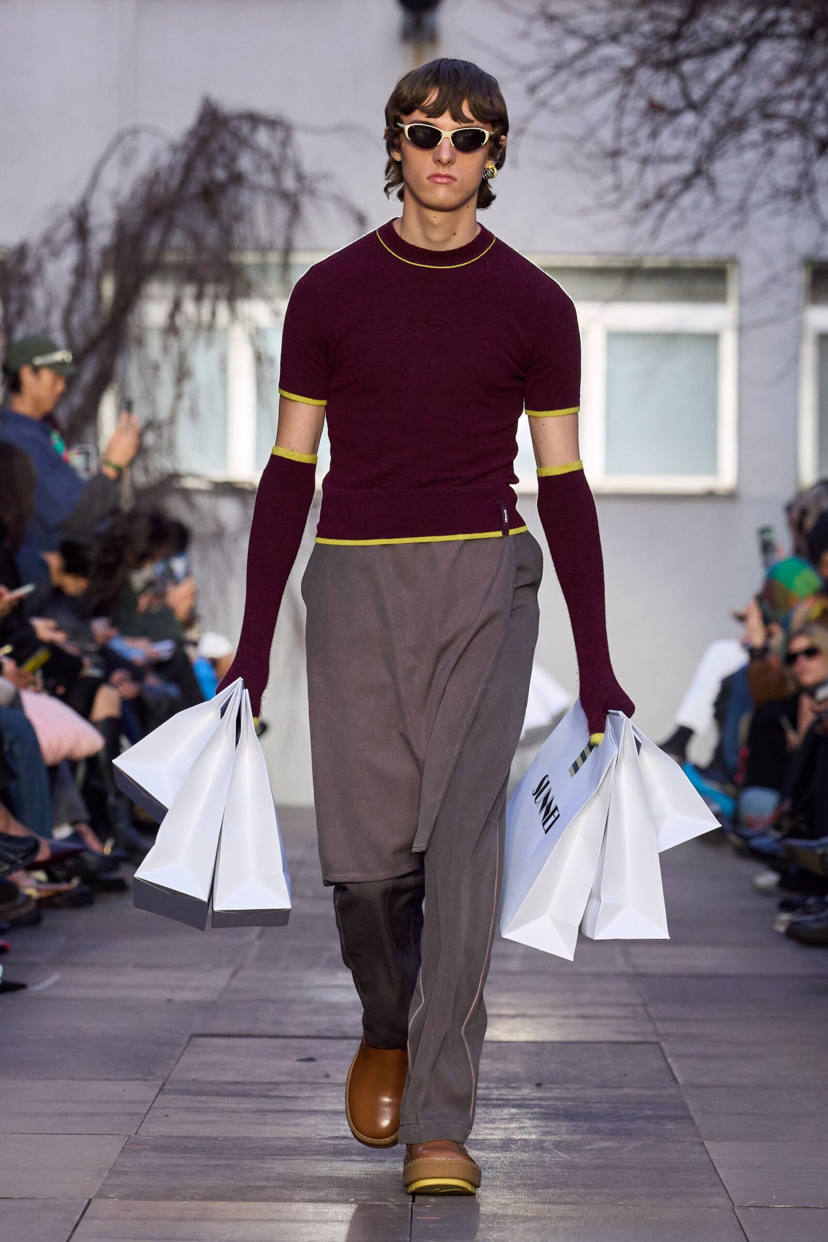 burgundy fitted top gray pants