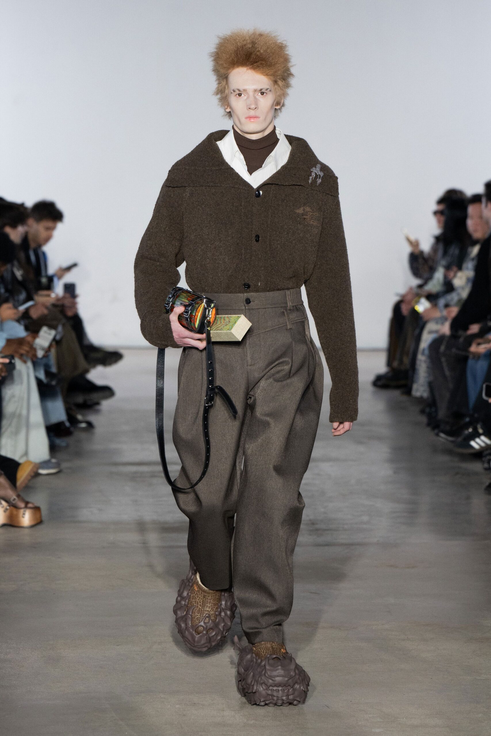brown wool long-sleeve collared relaxed buttoned jacket