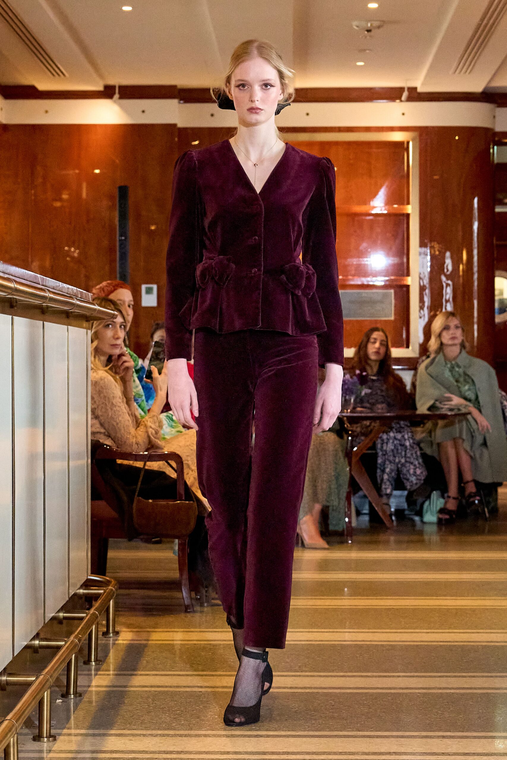 purple velvet long-sleeve collared tailored buttoned blazer