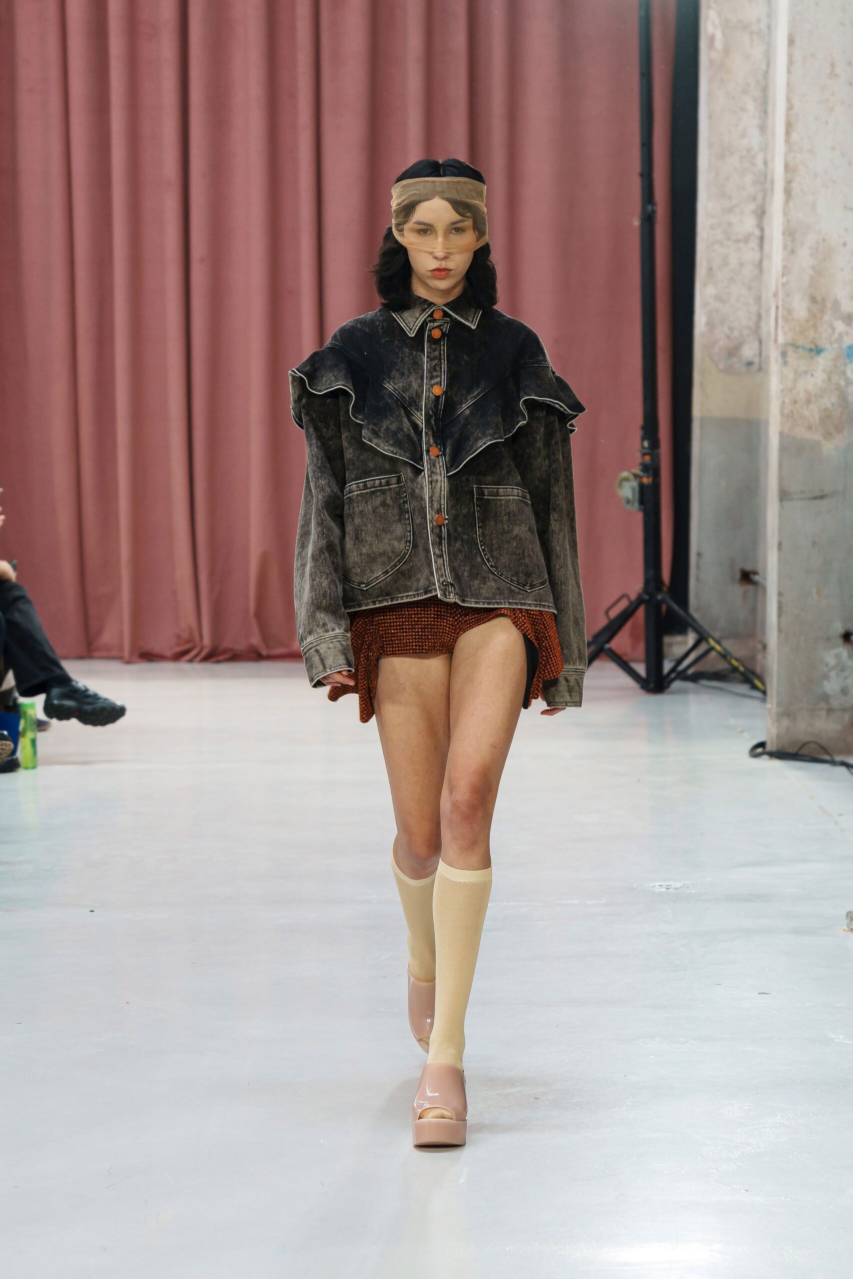 black denim long-sleeve collared relaxed ruffled jacket
