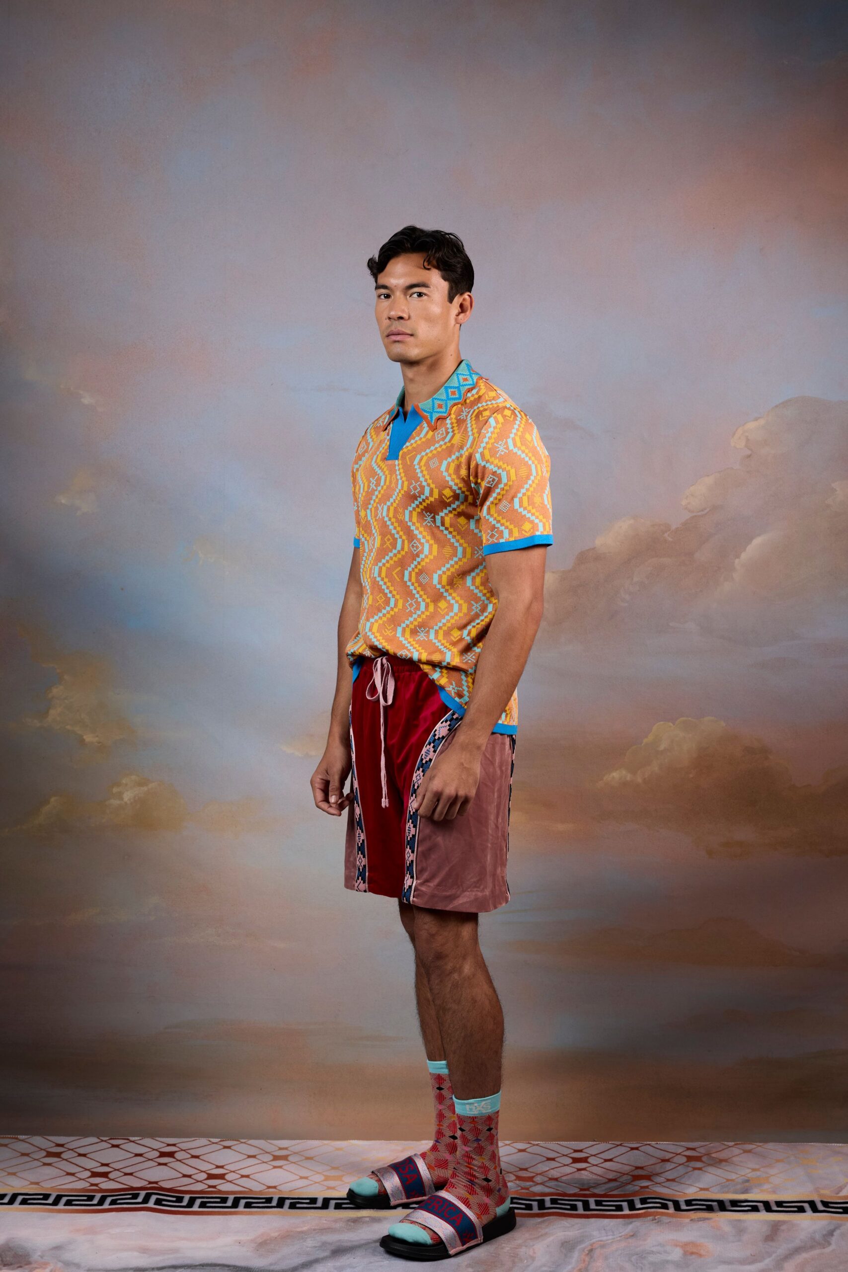 yellow short-sleeve collared fitted printed shirt