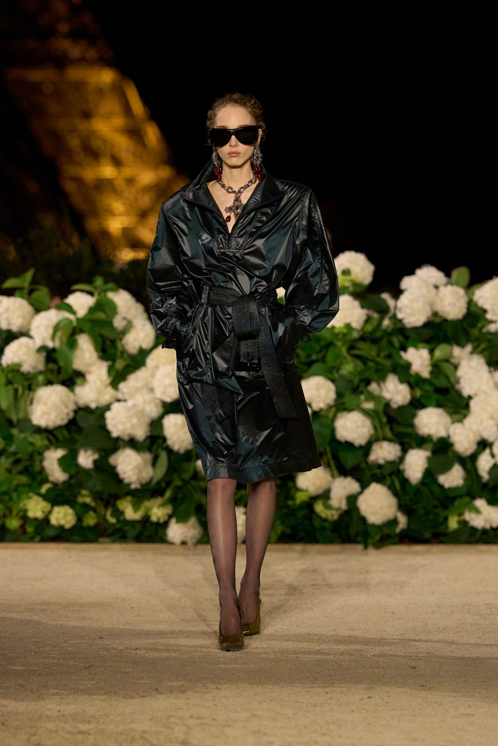 black vinyl long-sleeve collared oversized belted zippered coat
