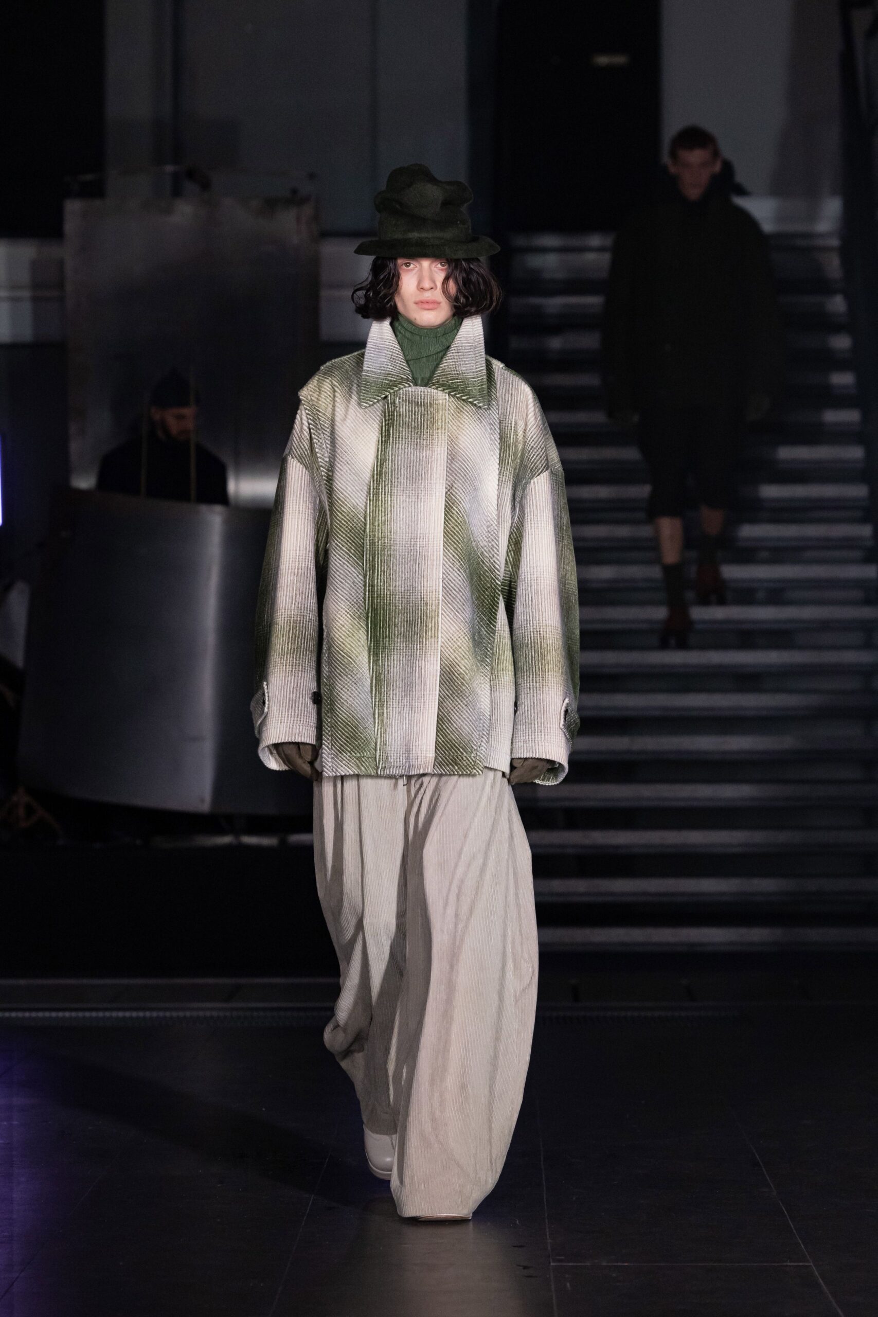 green cotton long-sleeve collared oversized striped coat