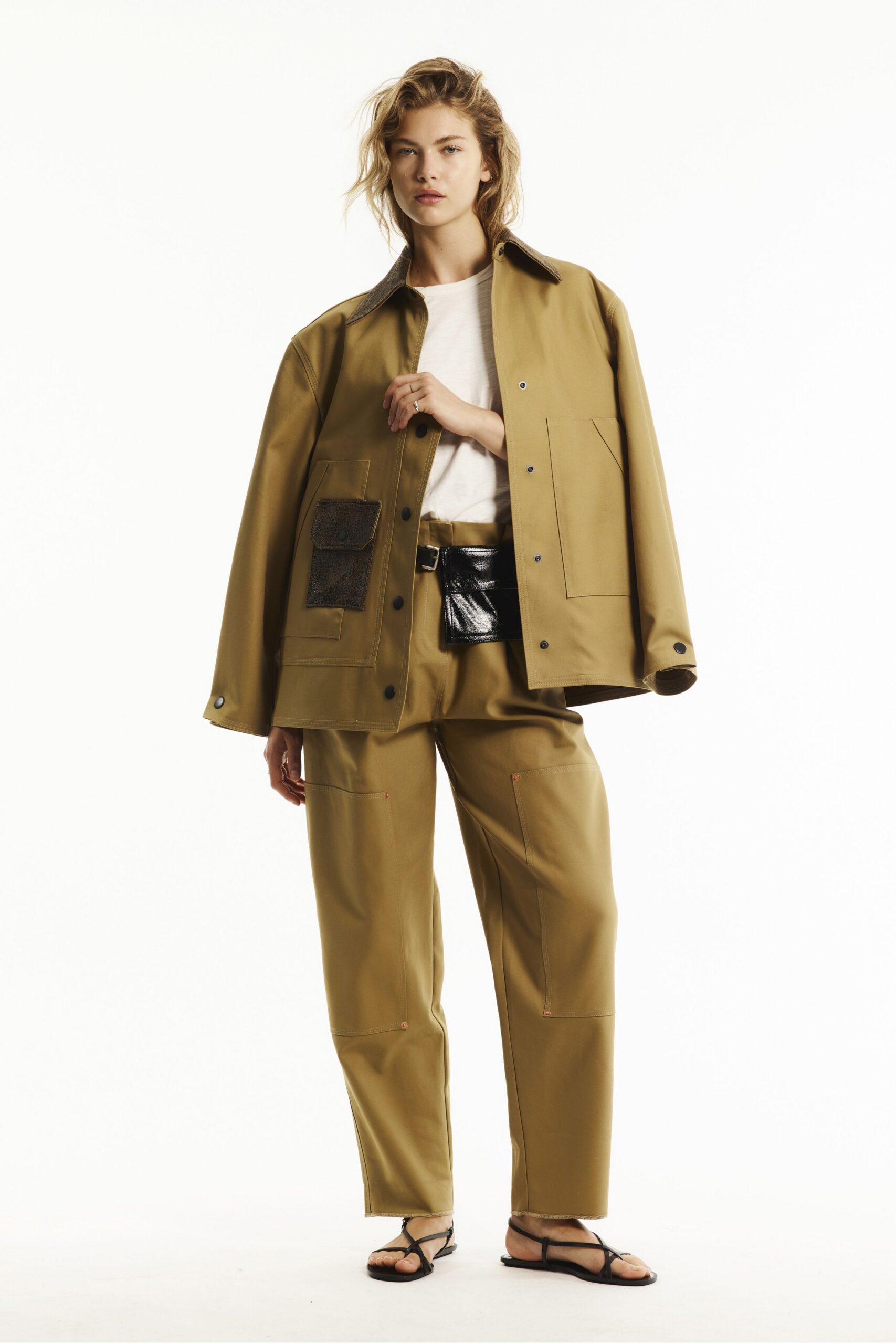 brown vinyl long-sleeve collared relaxed pockets jacket