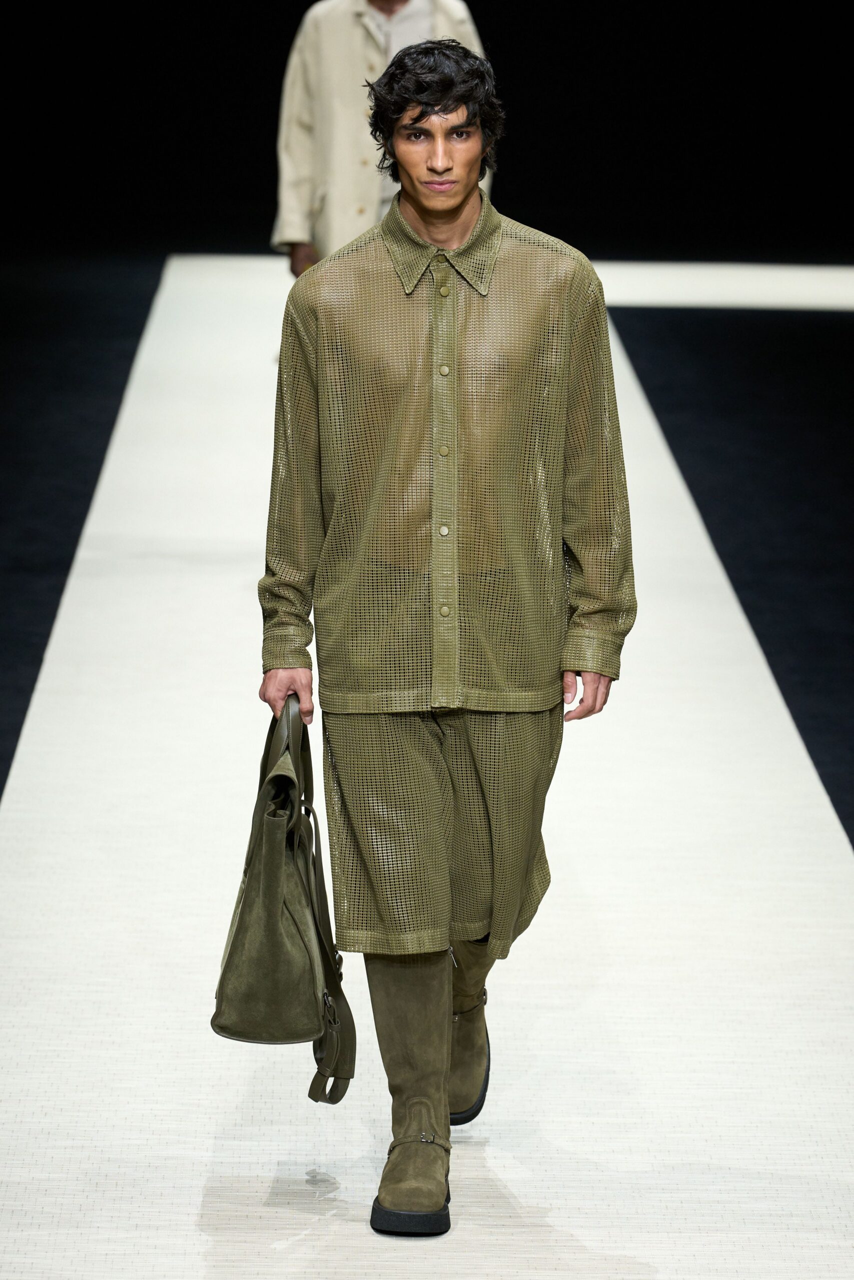 green cotton long-sleeve collared relaxed pleated shirt