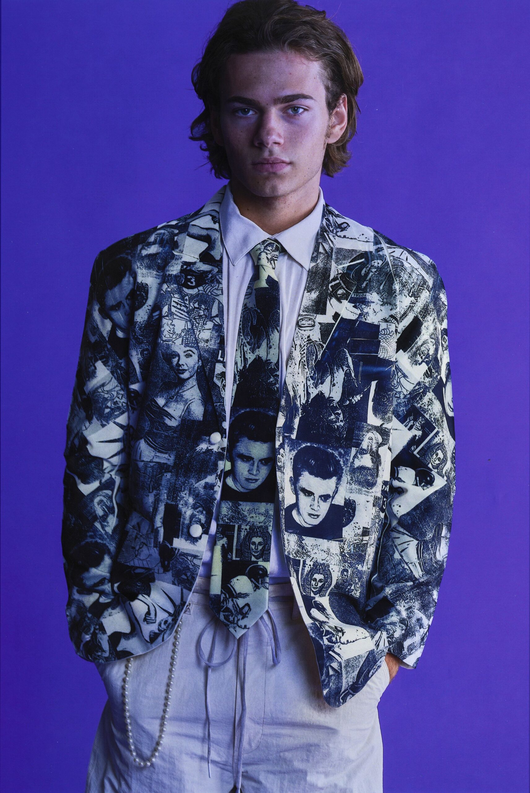 printed blazer with tie