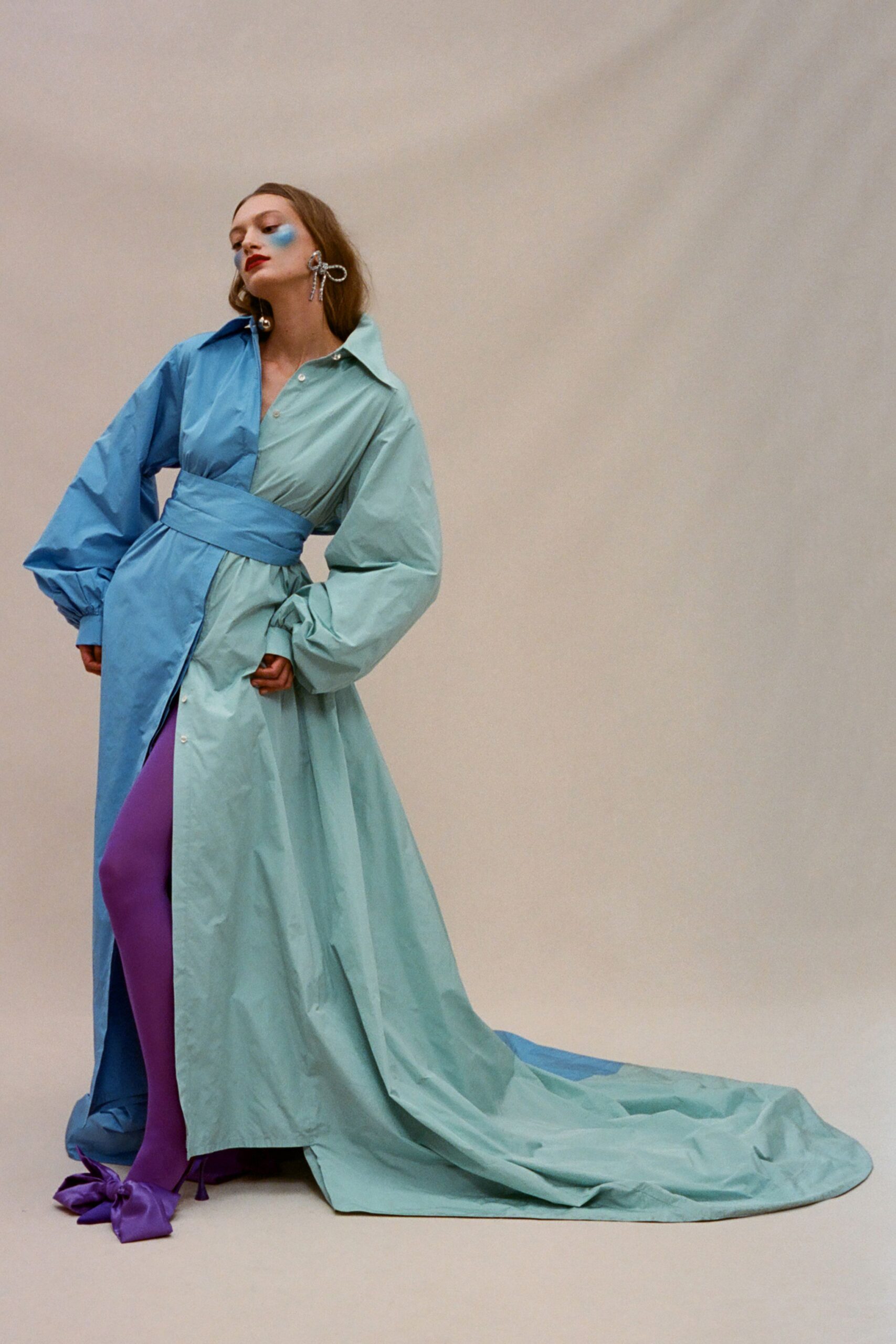 blue green maxi dress with purple leggings