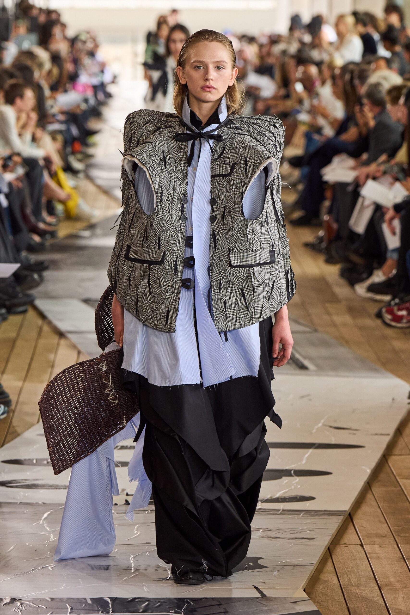 gray tweed sleeveless collared relaxed layered coat