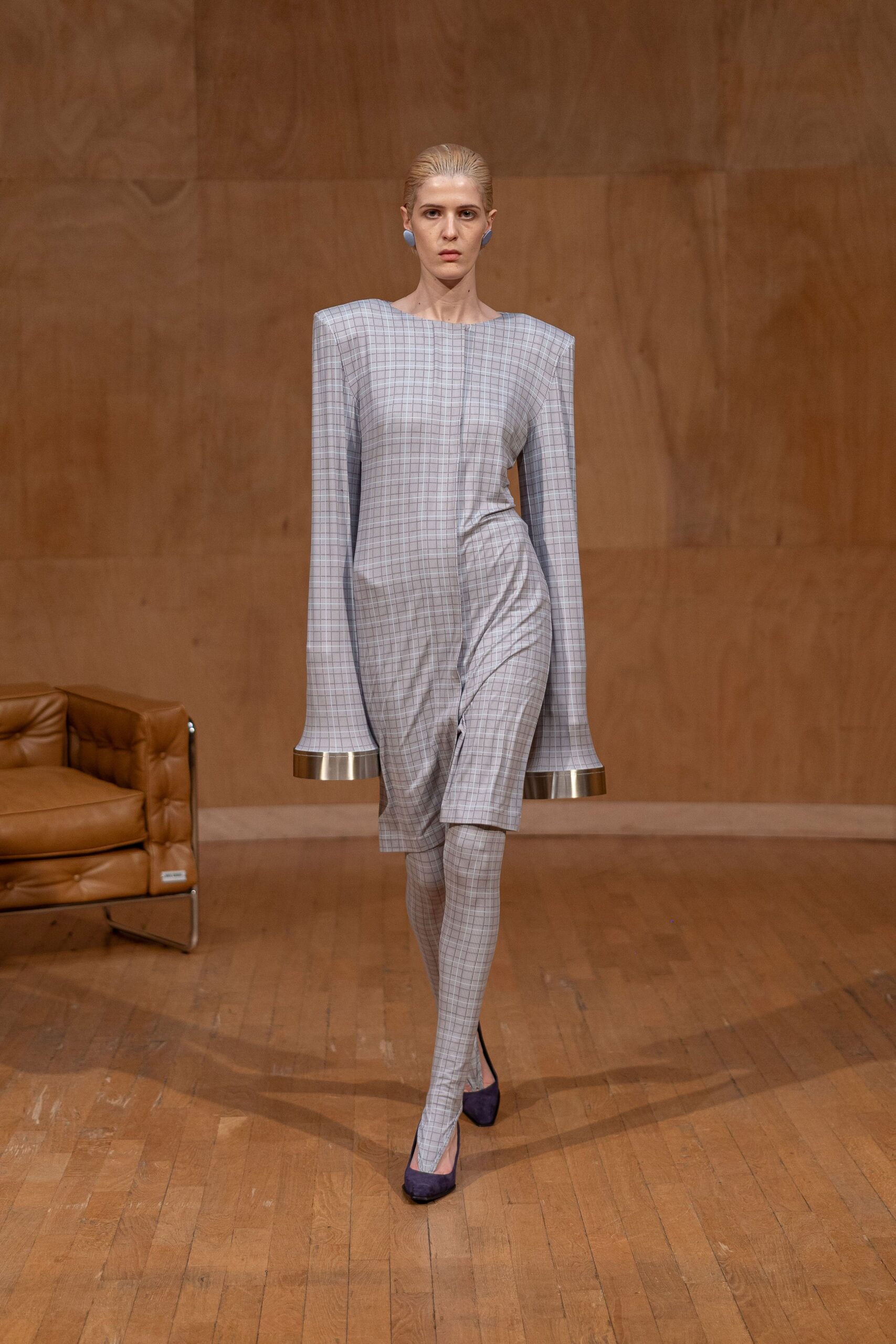 gray cotton long-sleeve collared fitted checked short dress