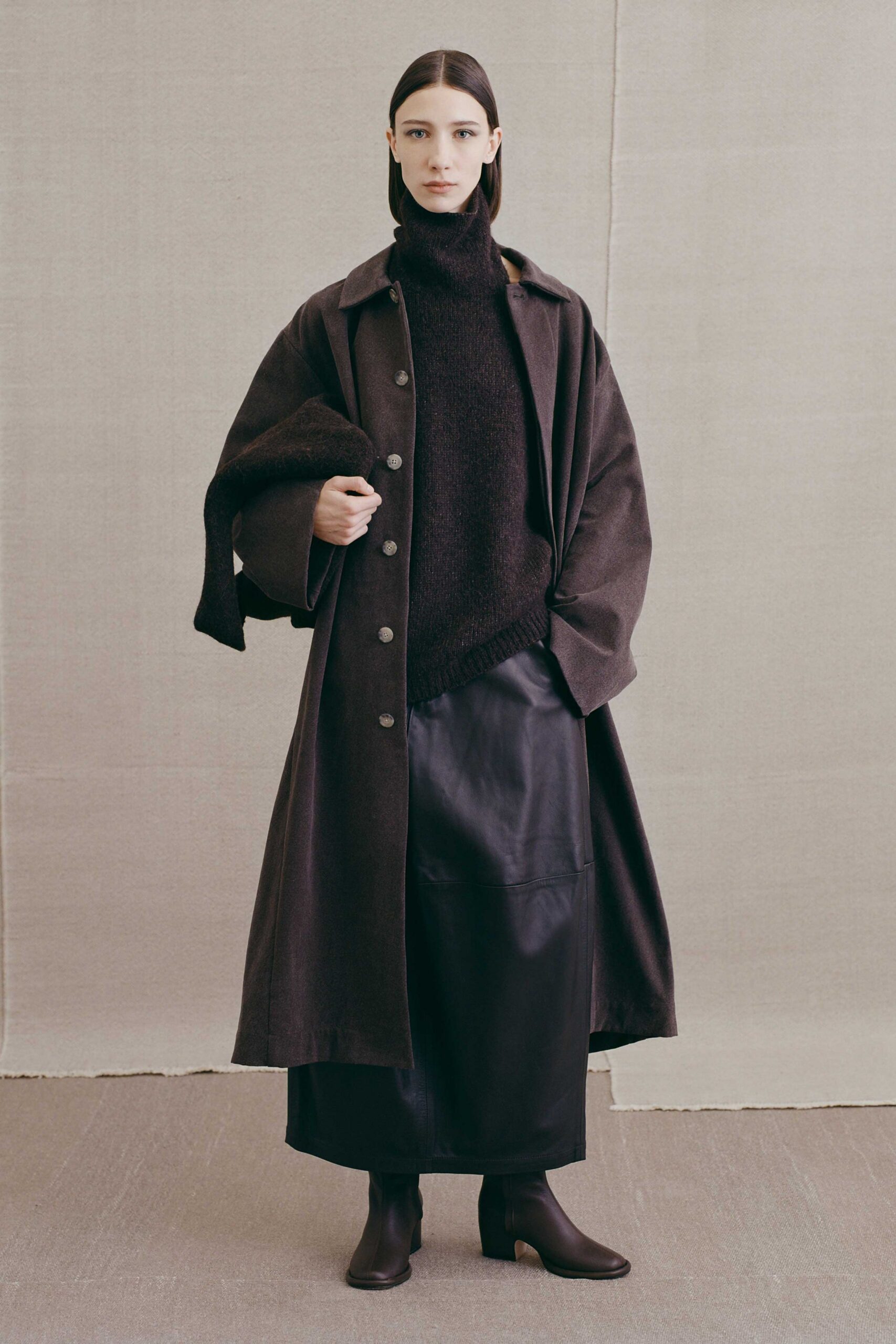 brown cotton long-sleeve collared oversized buttoned maxi coat