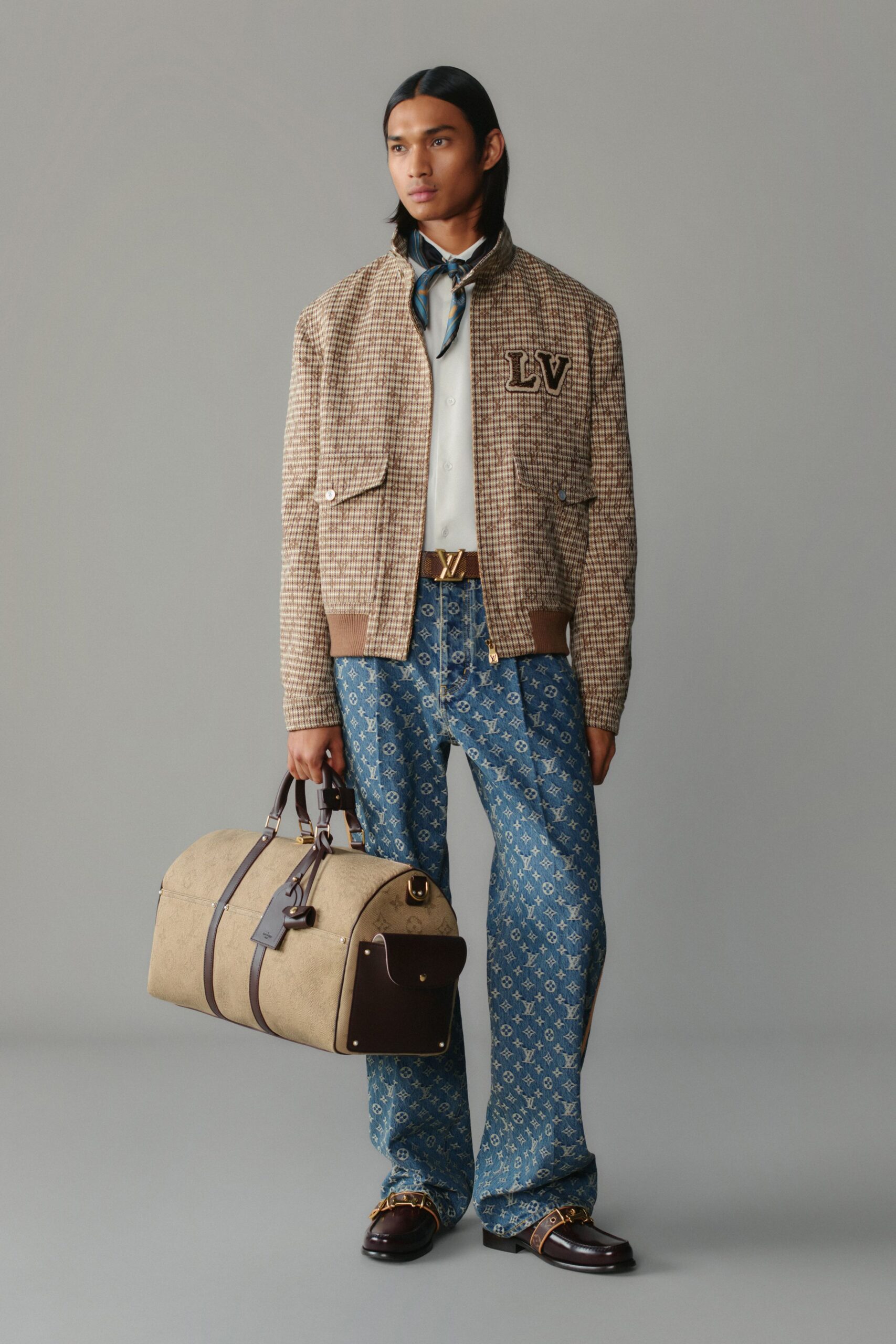 brown checked jacket with denim pants