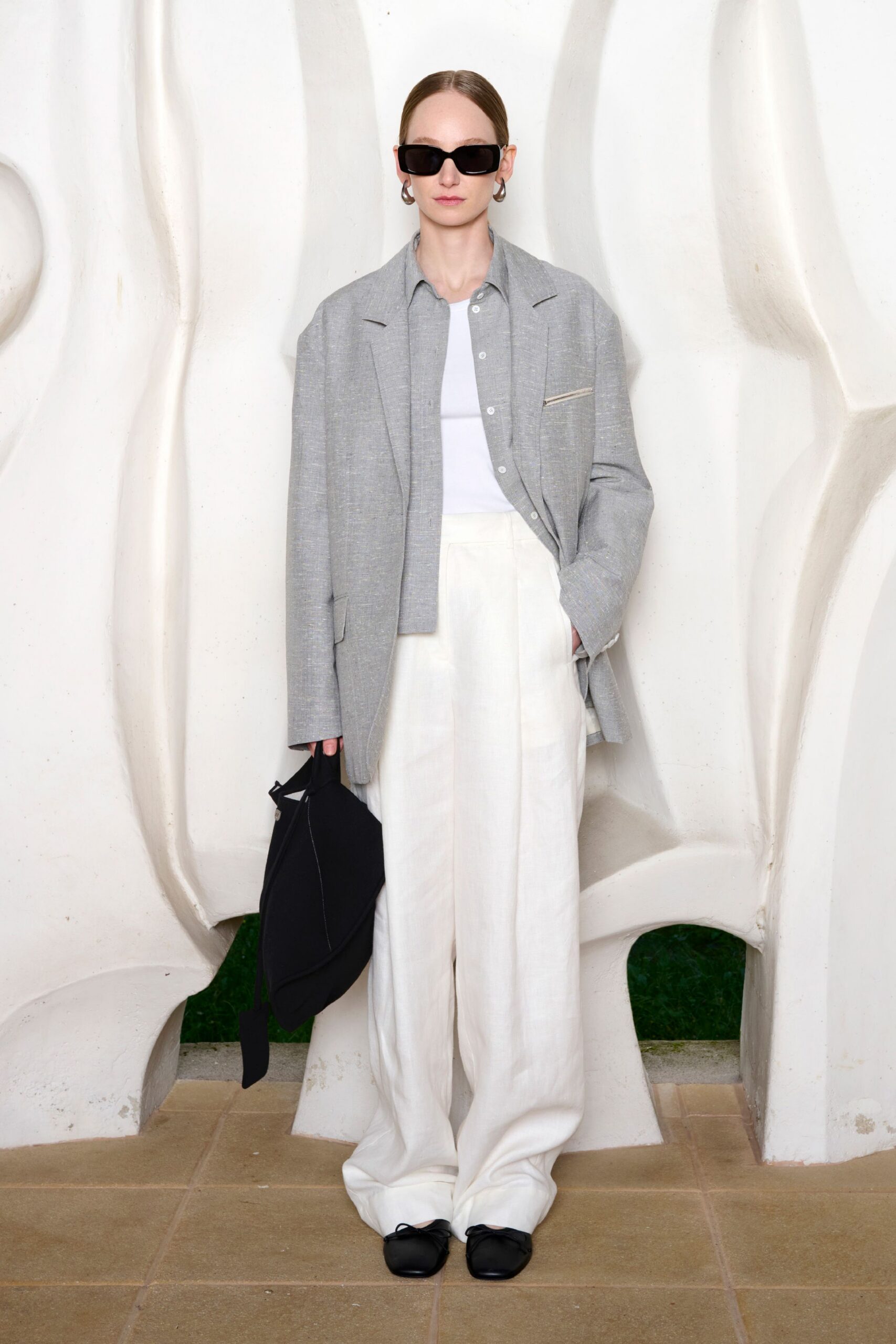 gray oversized blazer with white shirt