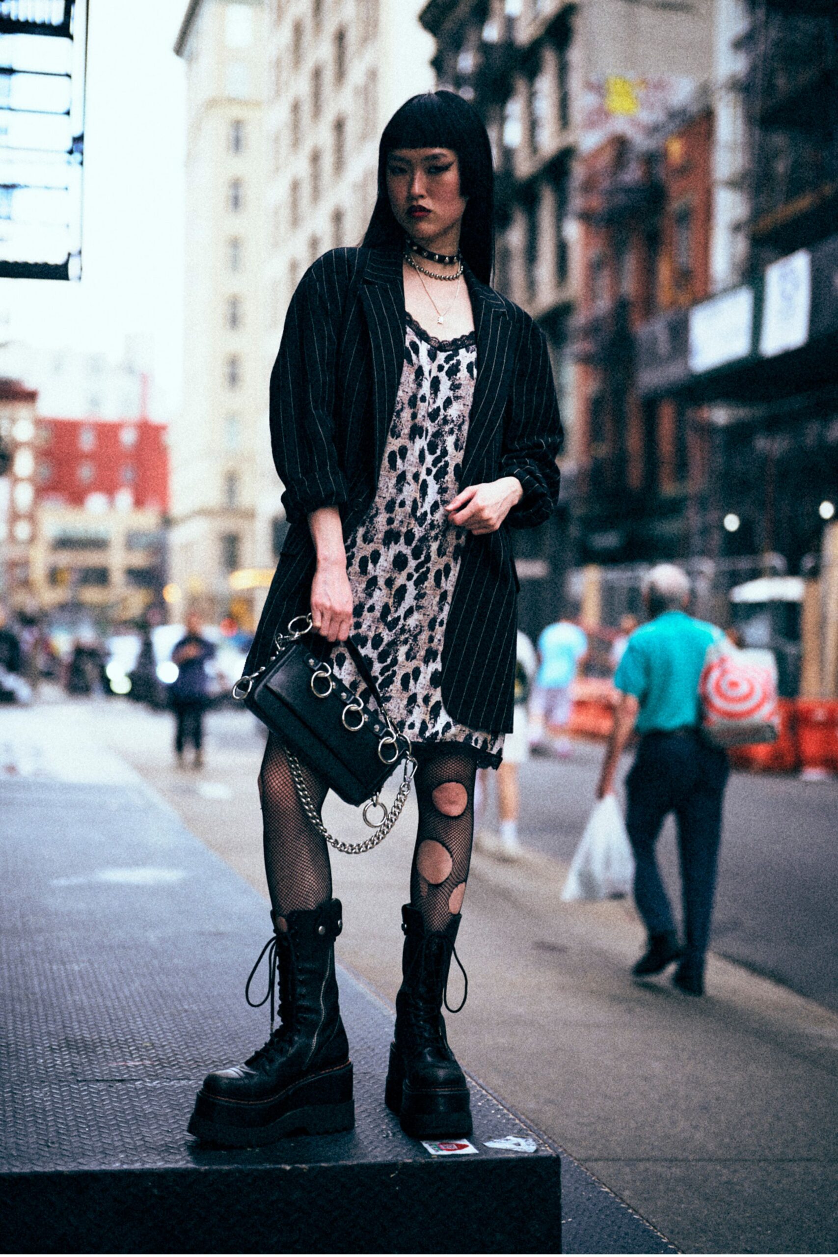 black cotton long-sleeve collared oversized striped jacket