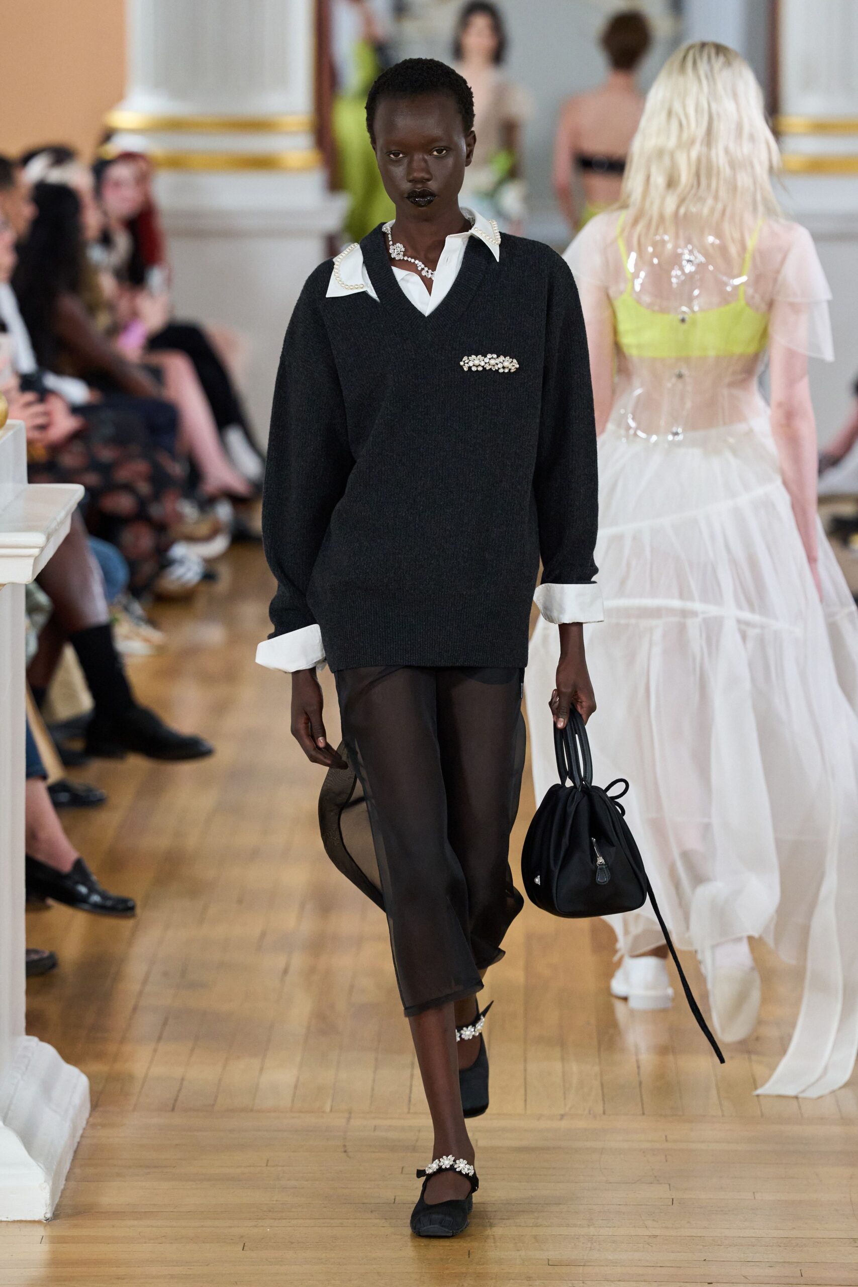 black fitted straight-leg sheer skirt