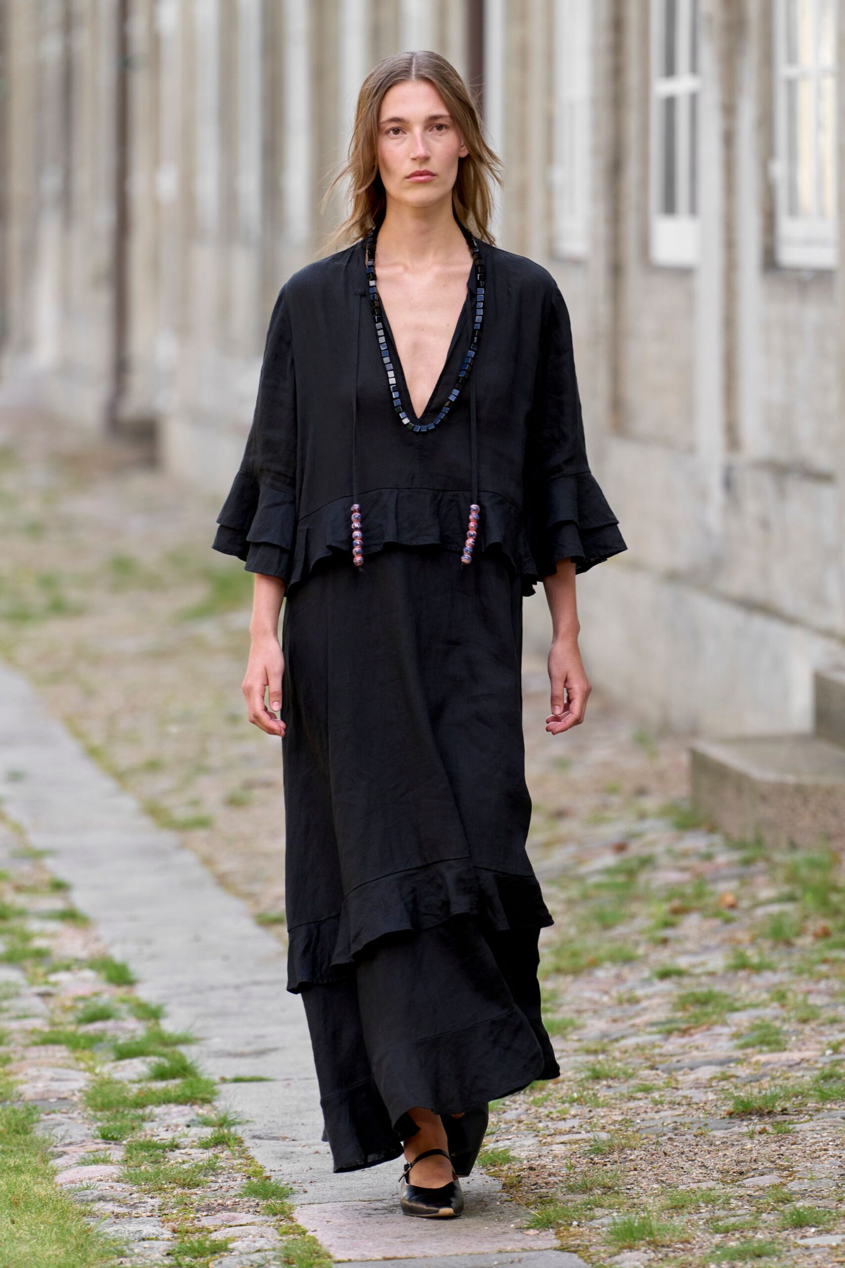 black relaxed maxi dress