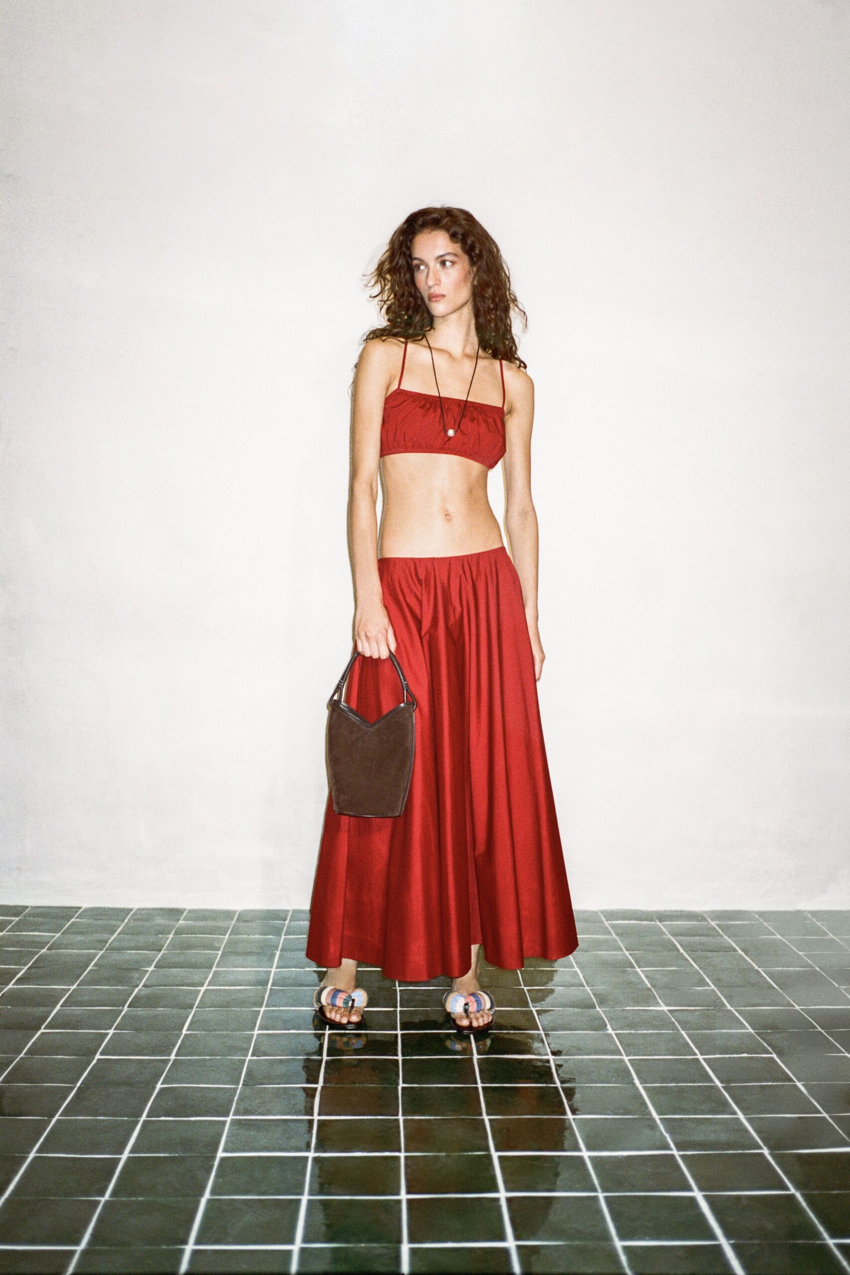 red silk sleeveless halter fitted ruched cropped crop-top