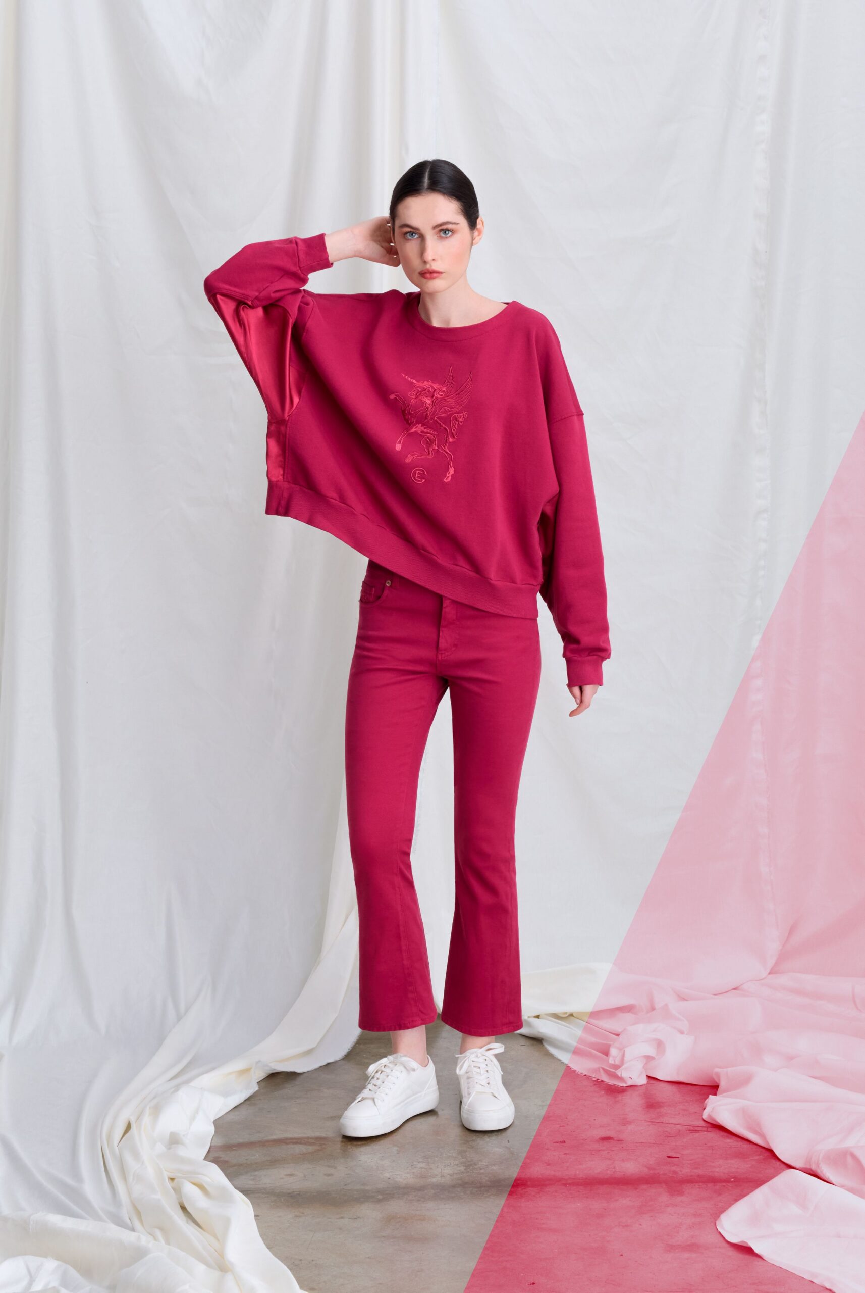 red cotton fitted high-waisted flared pants