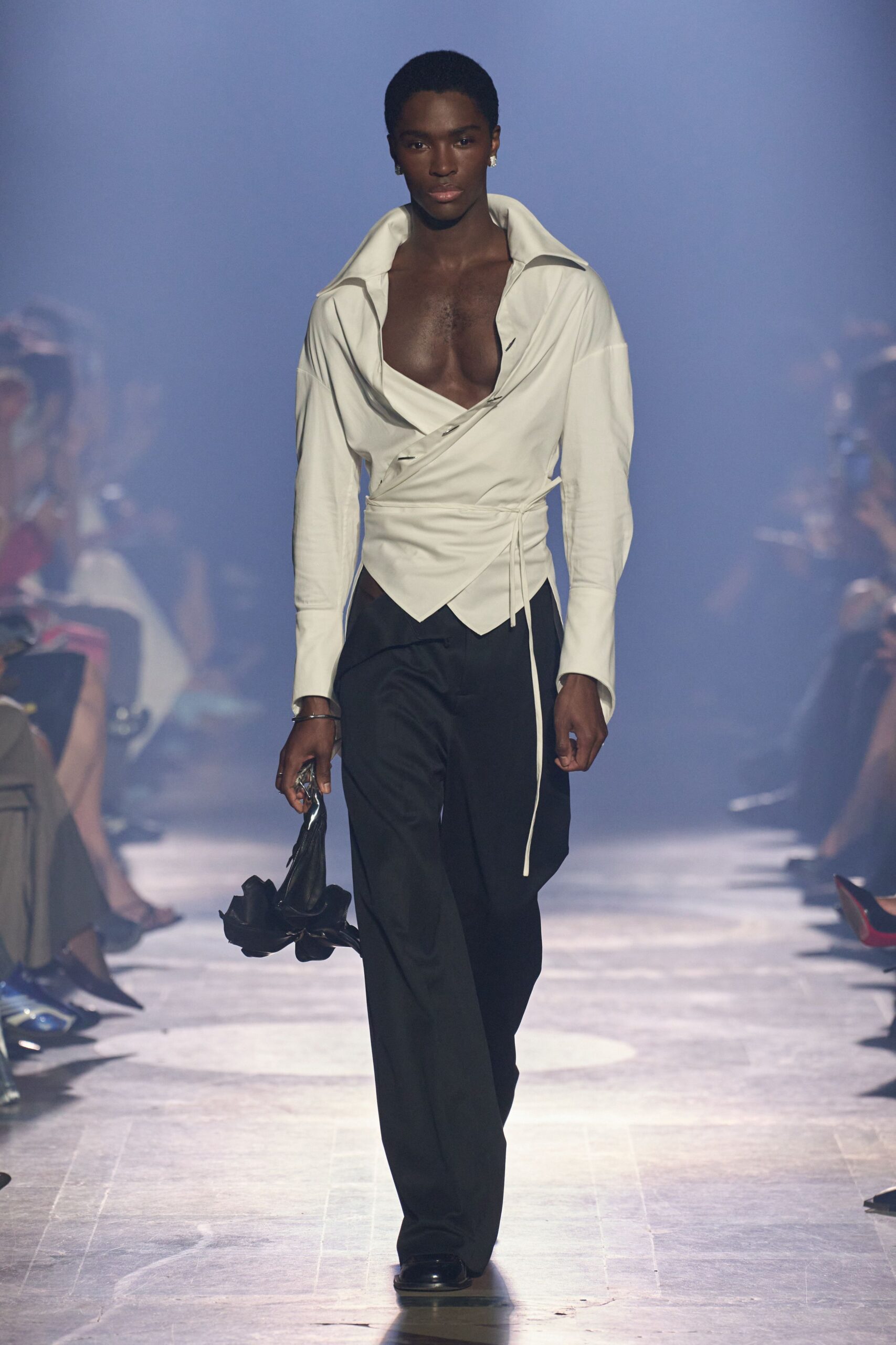 white cotton long-sleeve v-neck fitted buttoned shirt