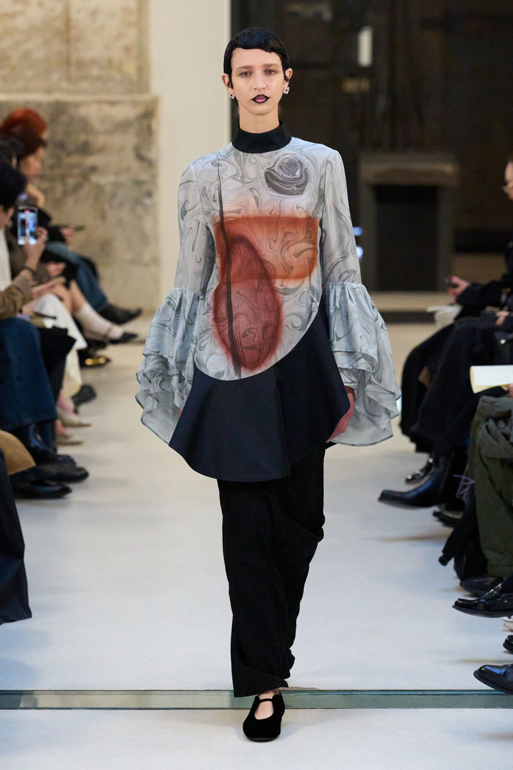gray silk long-sleeve collared relaxed flared printed top