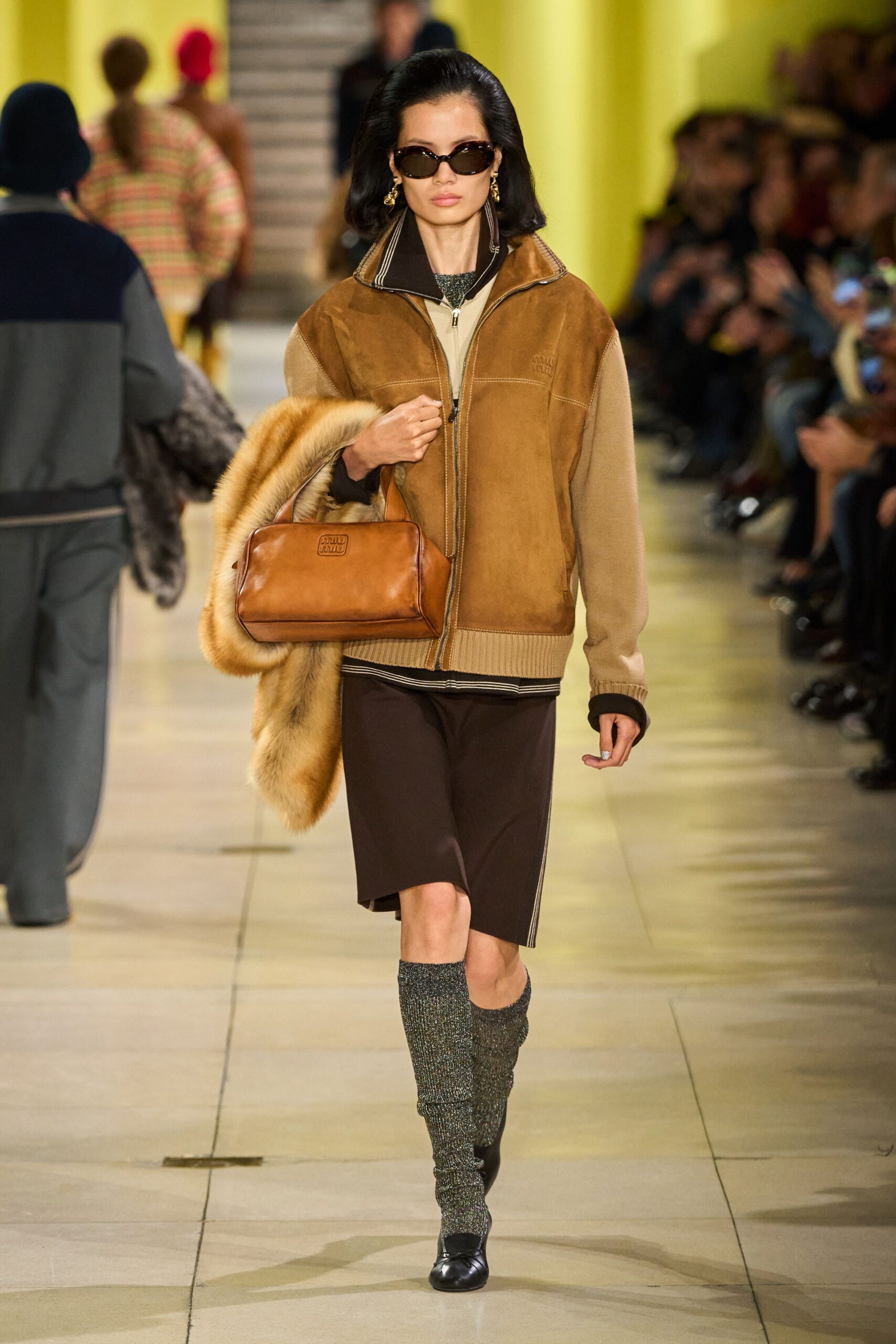 brown suede long-sleeve relaxed zippered jacket