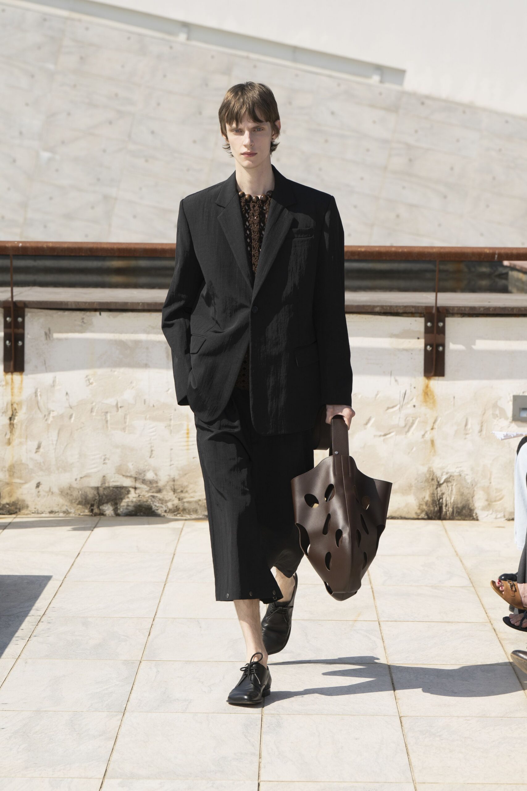 black cotton relaxed straight-leg skirt