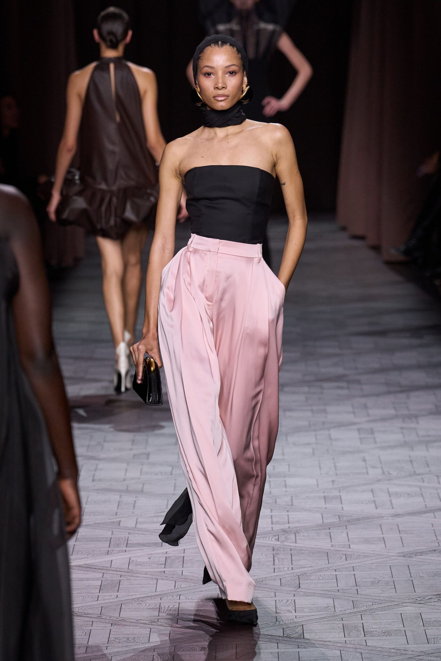 pink relaxed high-waisted pleated pants