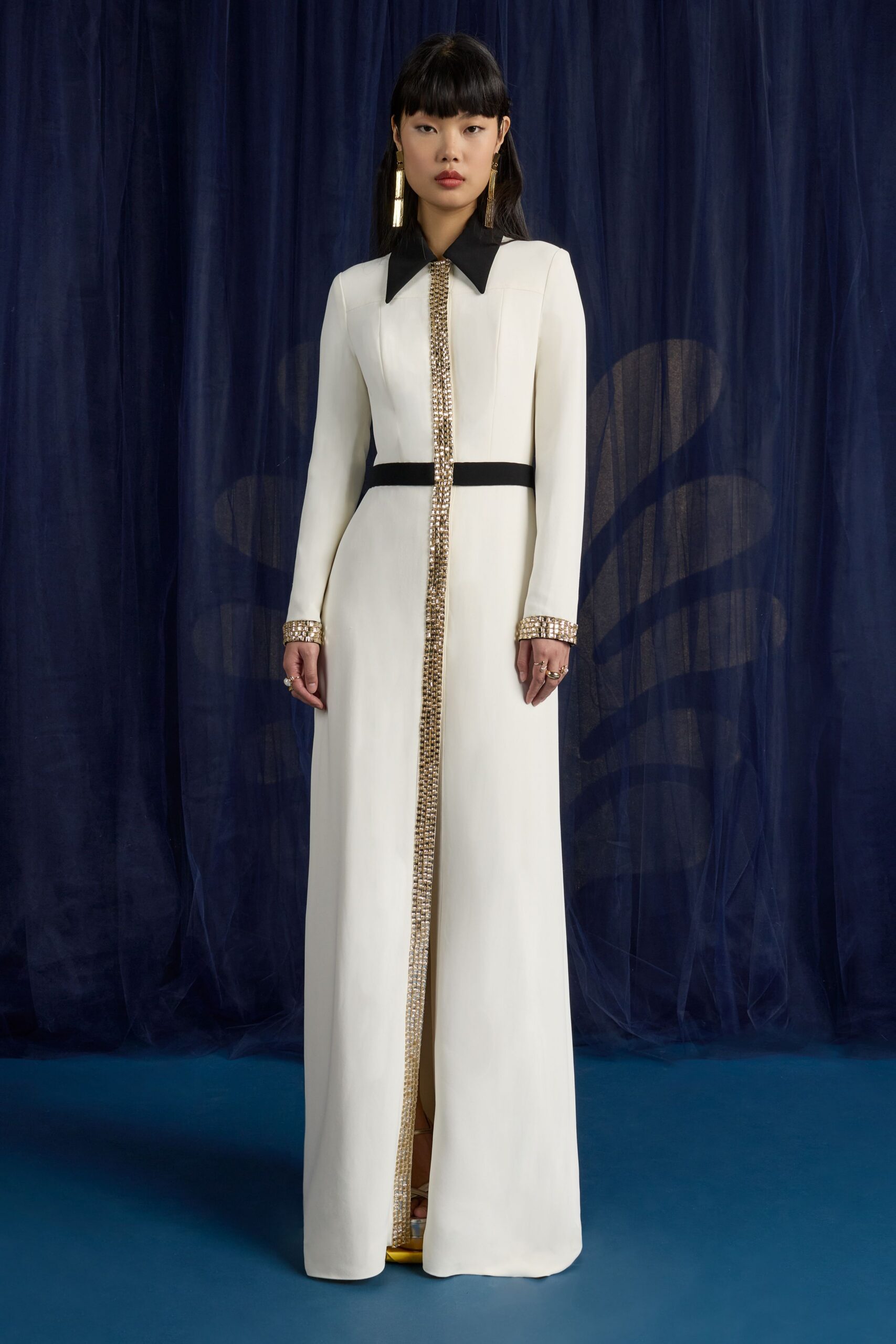 white fitted long-sleeve gown