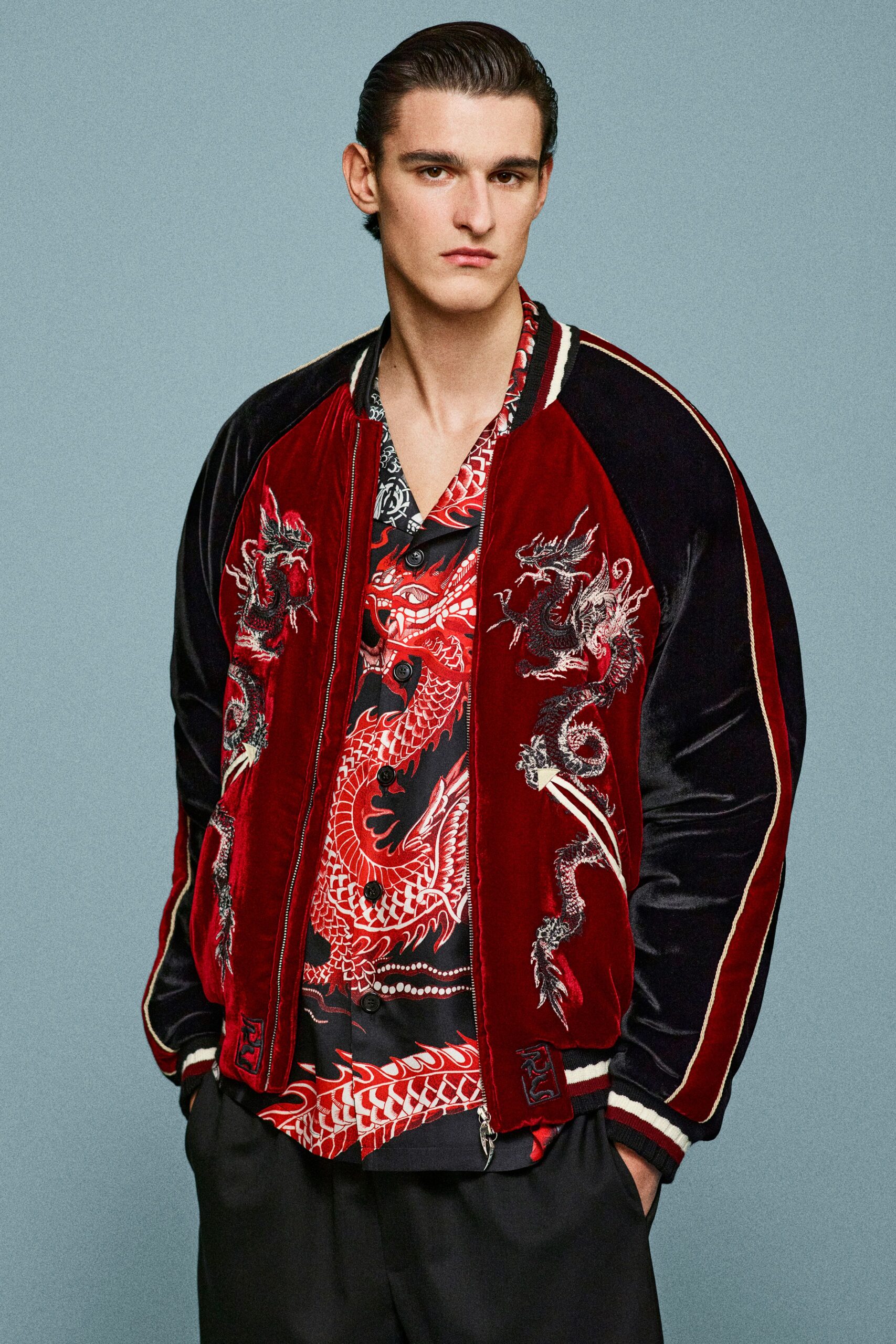 black silk short-sleeve collared relaxed printed shirt