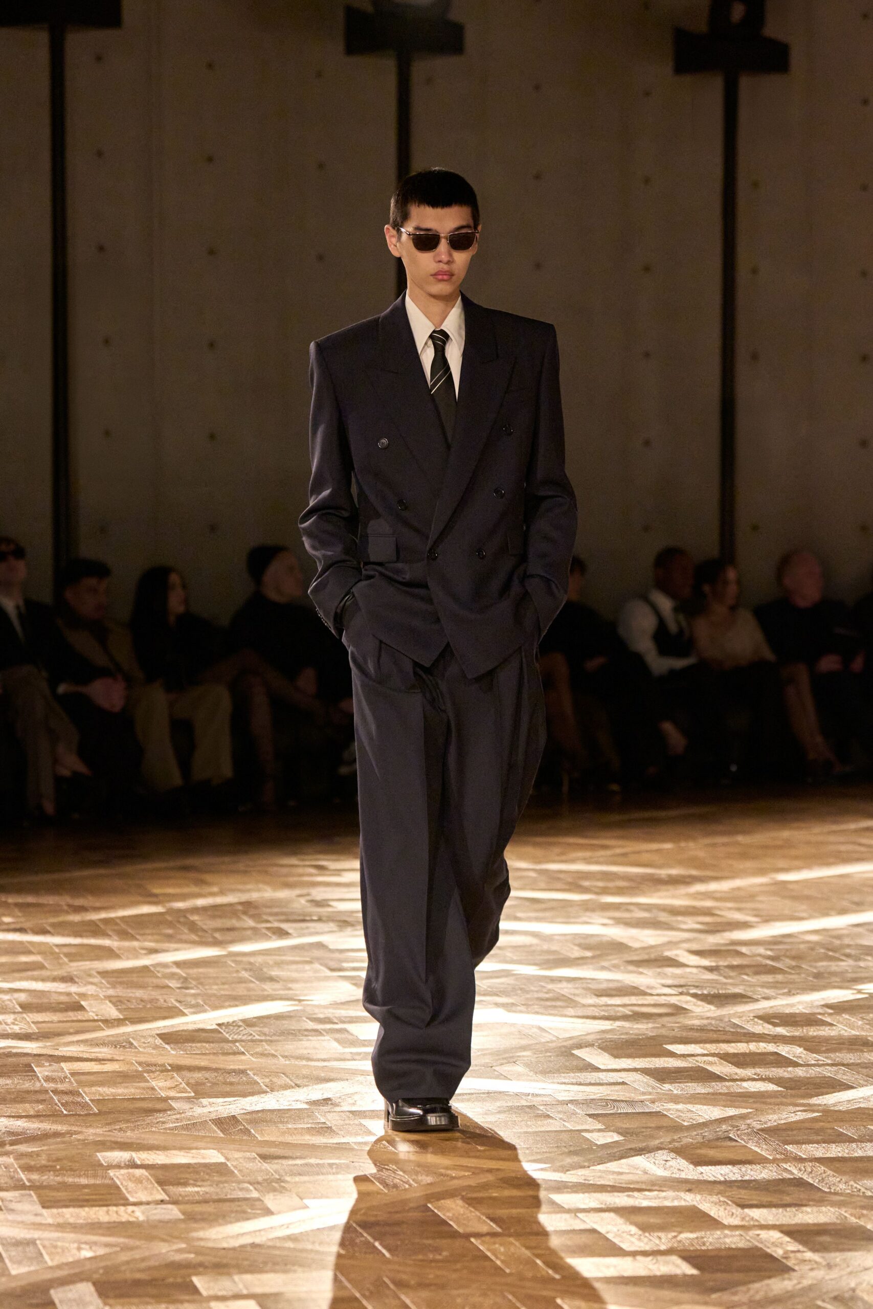 black wool long-sleeve collared relaxed suit