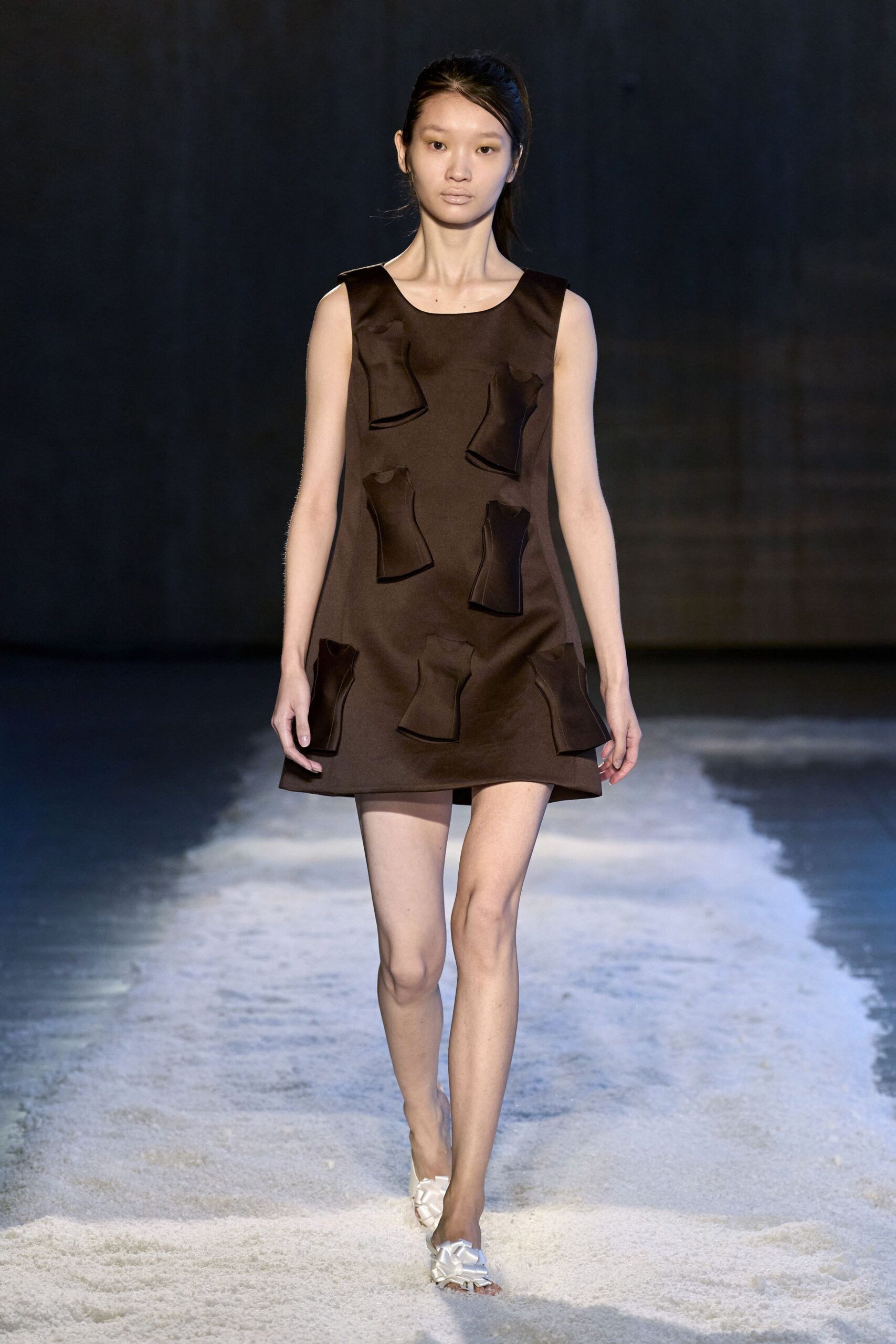 brown cotton sleeveless collared fitted pleated mini dress