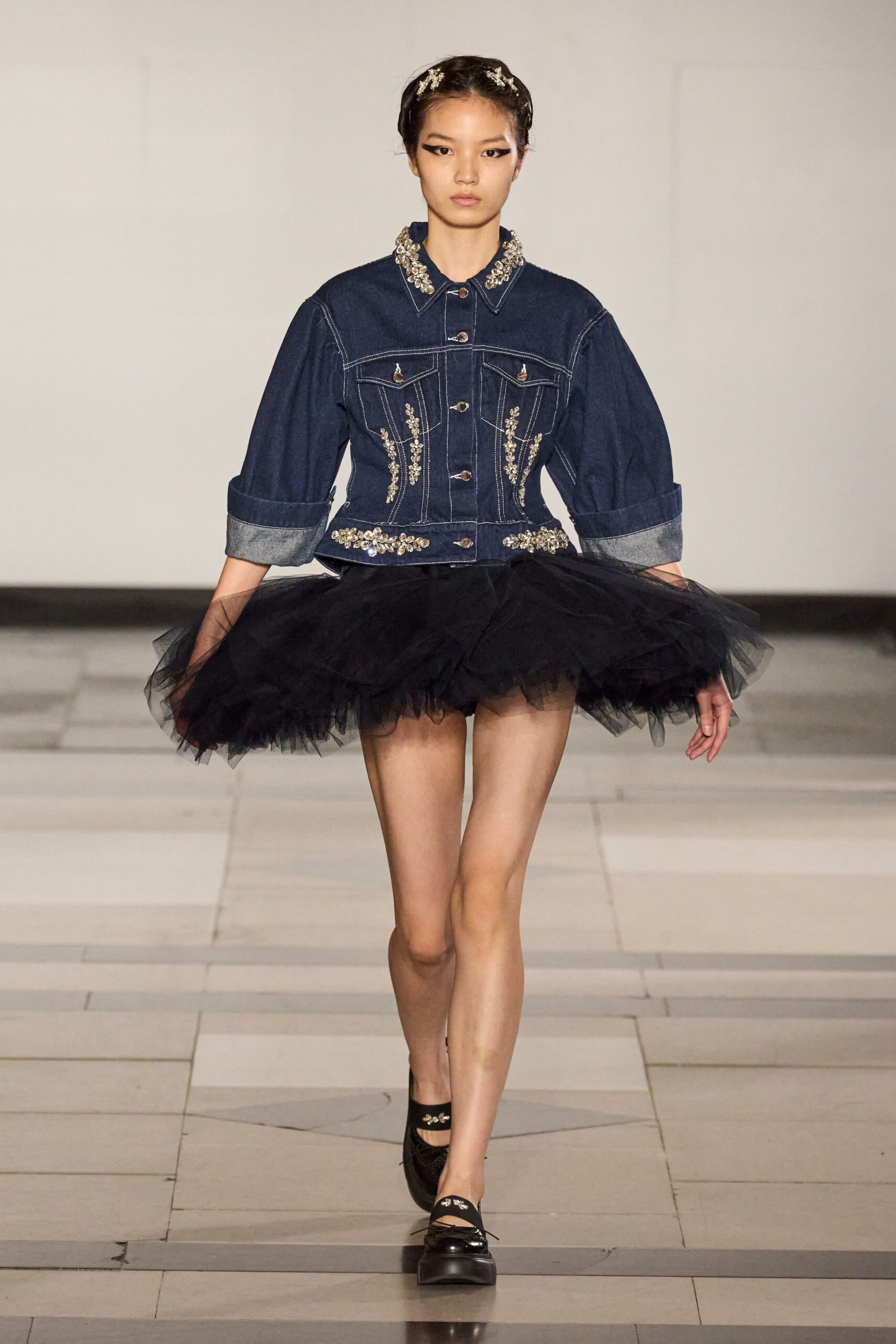 black tulle relaxed tiered flowing mini skirt