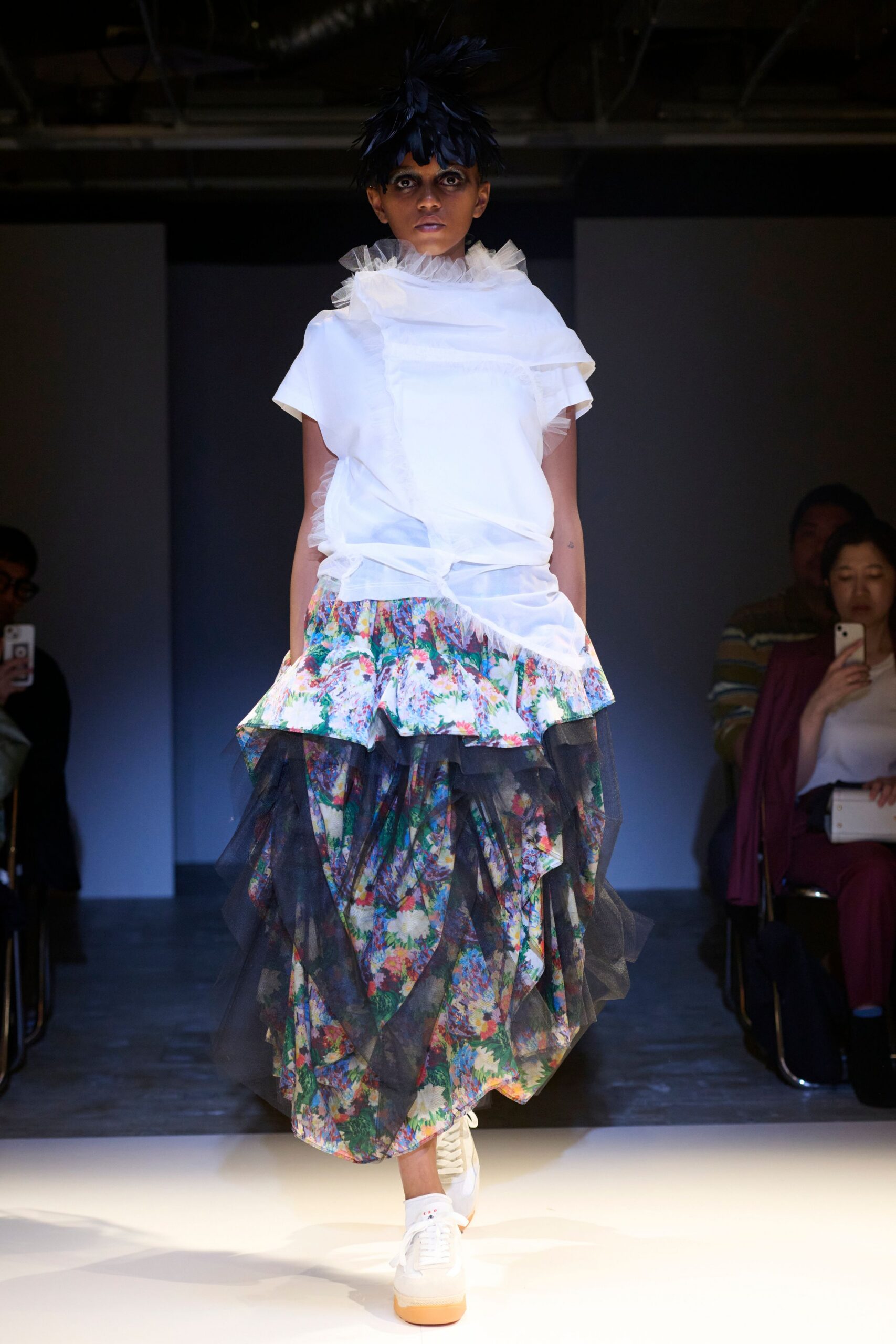 white cotton short-sleeve collared relaxed ruffled top