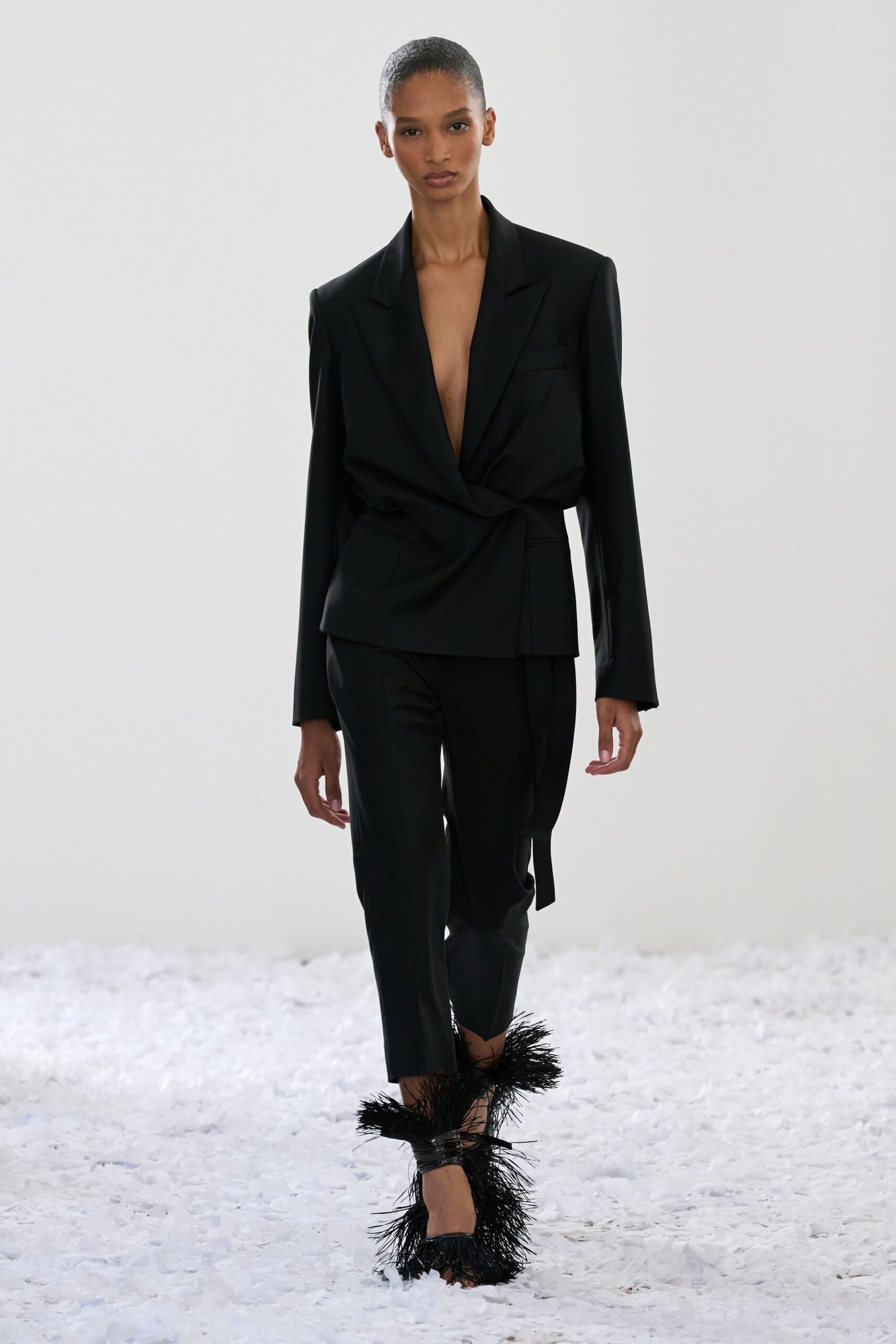 black silk long-sleeve v-neck tailored blazer