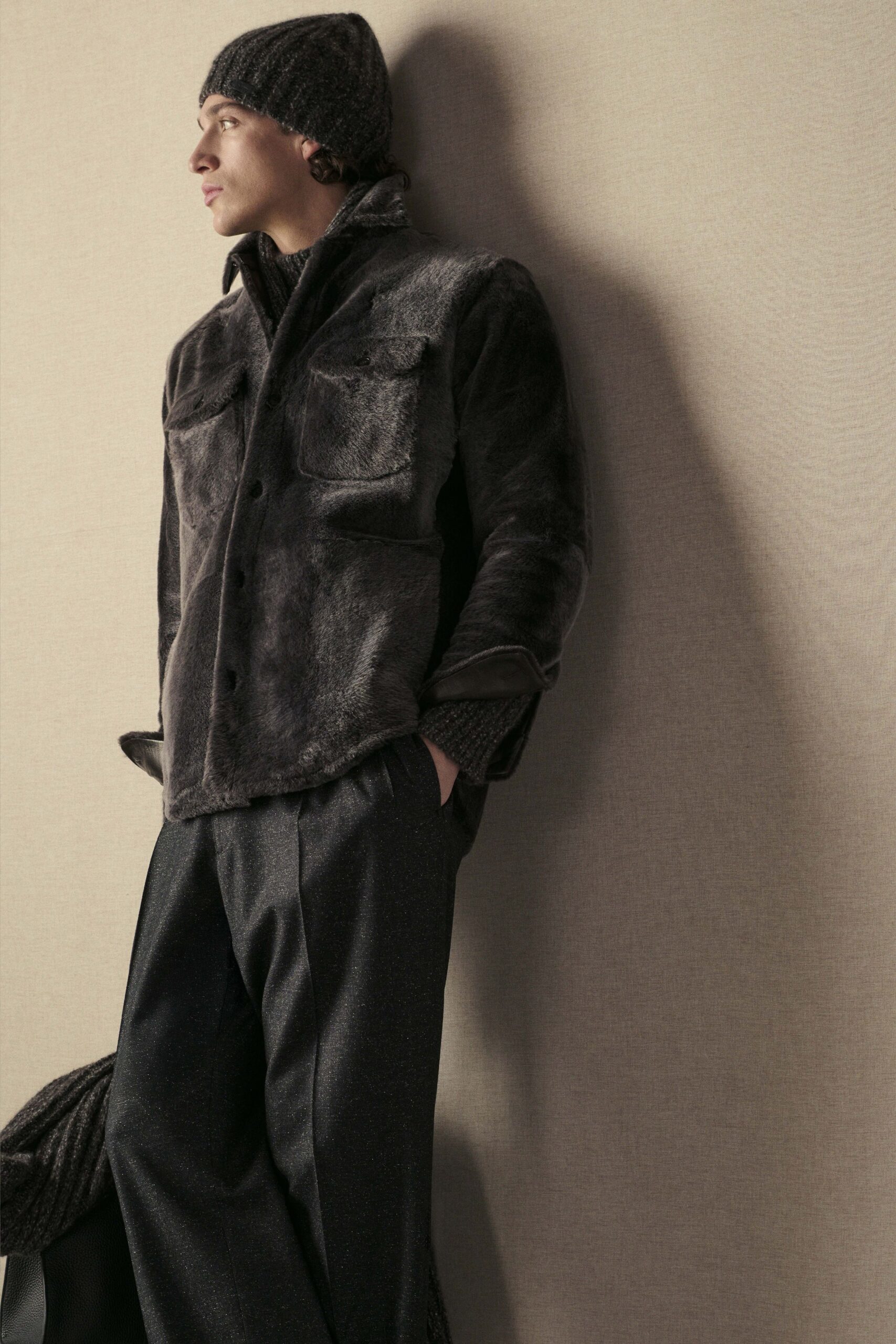 brown faux-fur long-sleeve collared relaxed buttoned pockets jacket