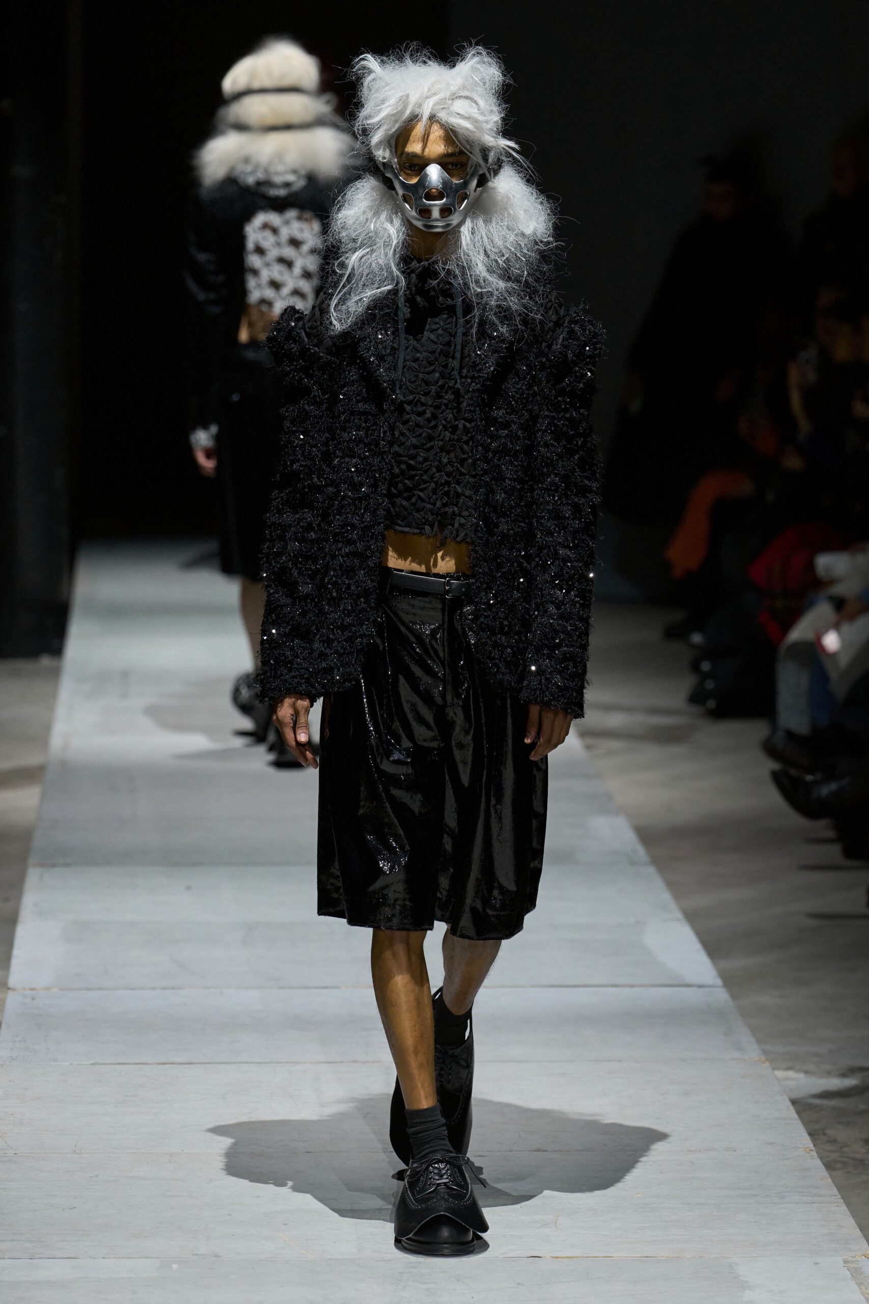 black fur long-sleeve relaxed textured jacket