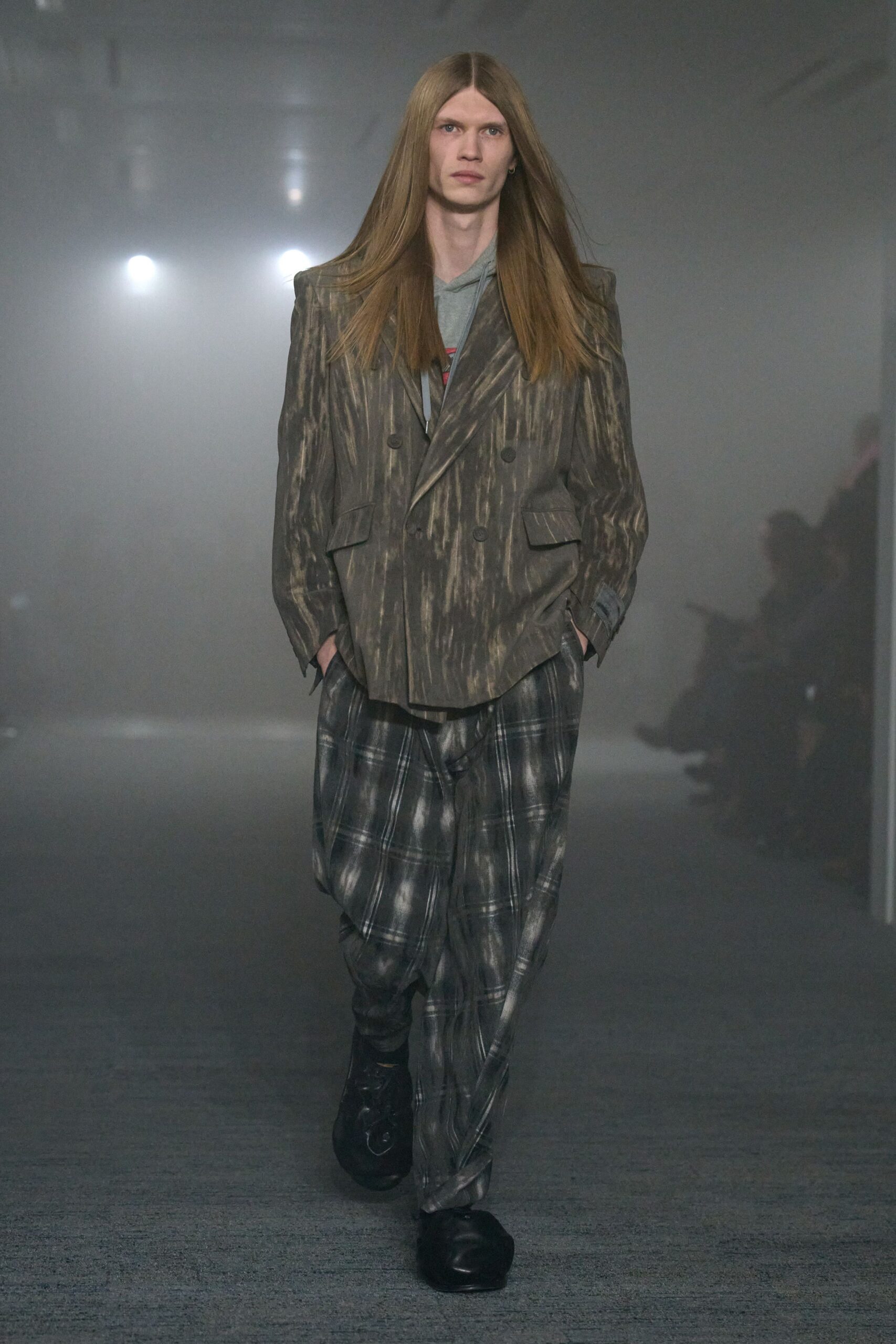 brown gray printed blazer with checked pants