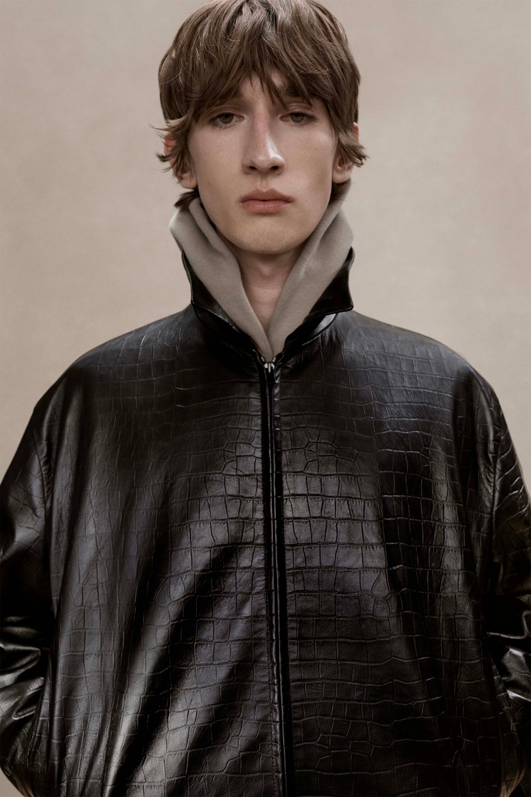 black leather long-sleeve collared relaxed textured jacket