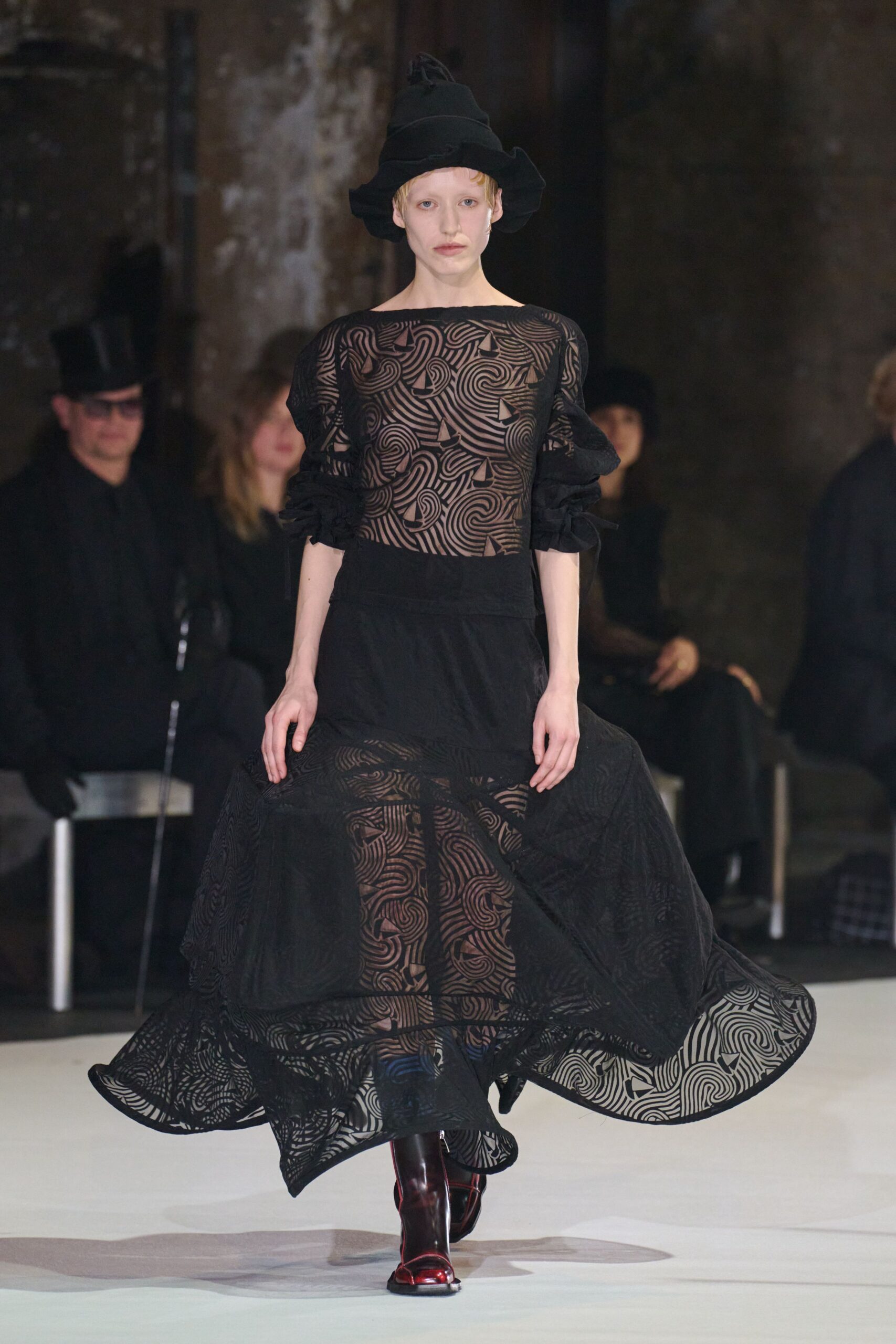 black lace long-sleeve v-neck fitted pleated layered dress